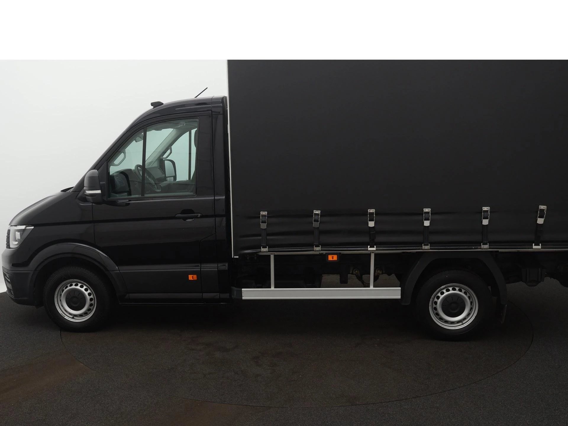 Volkswagen Crafter met kenteken 88100 – autofoto 5