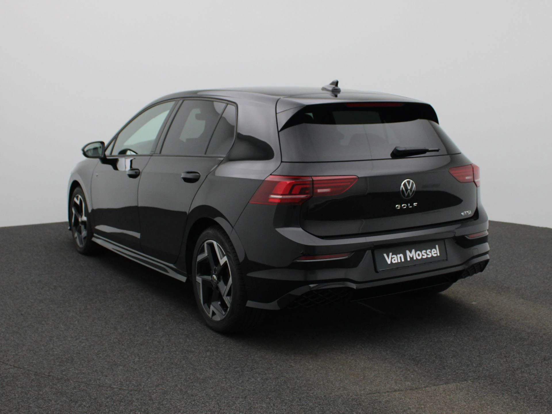 Volkswagen Golf – autofoto 3