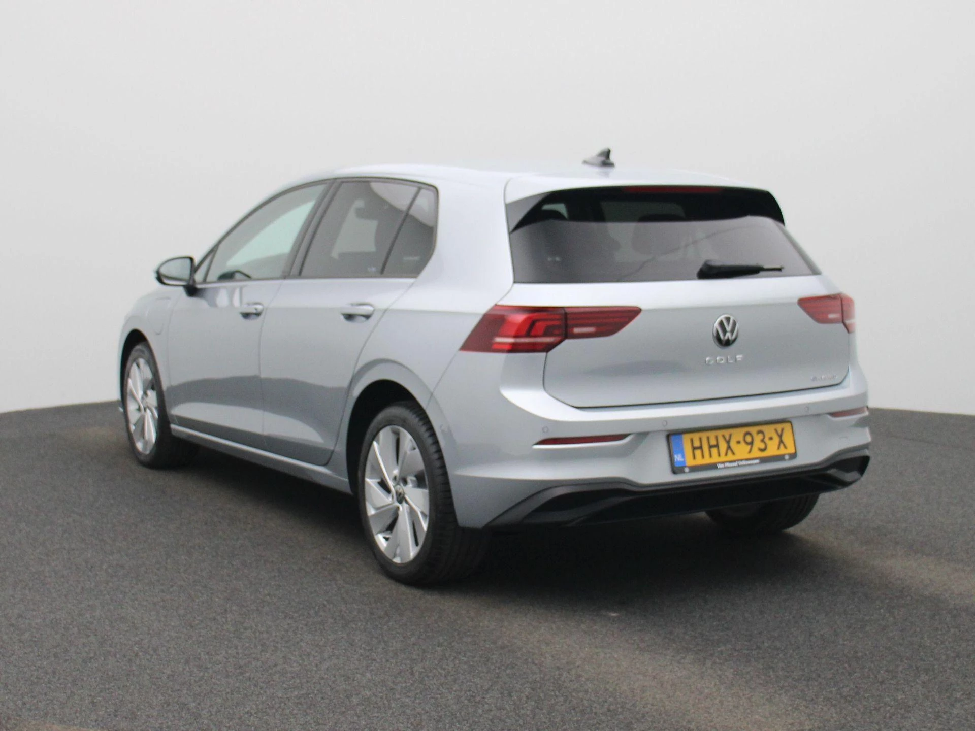 Volkswagen Golf met kenteken 03100 – autofoto 3