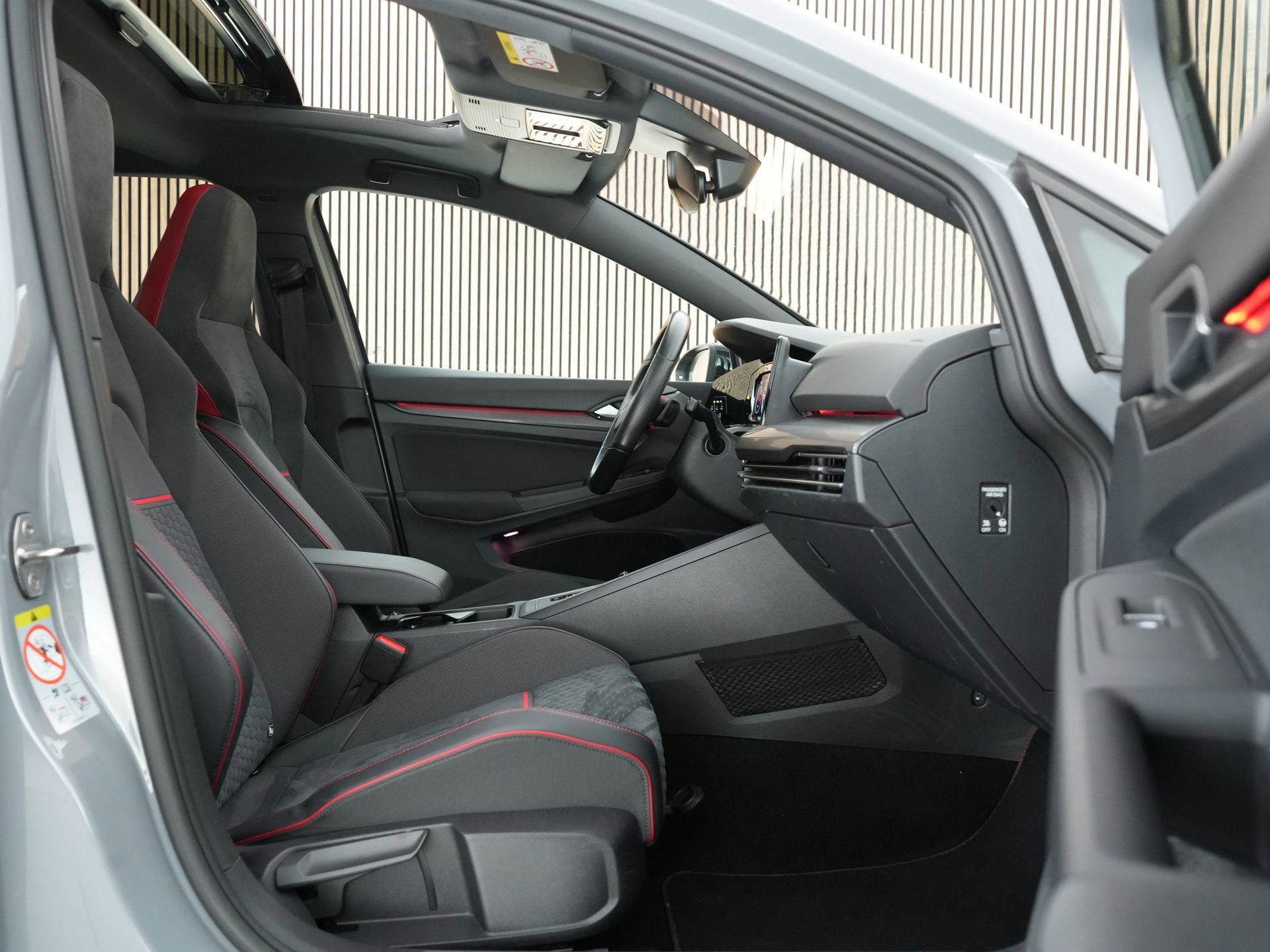 Volkswagen Golf – dashboard