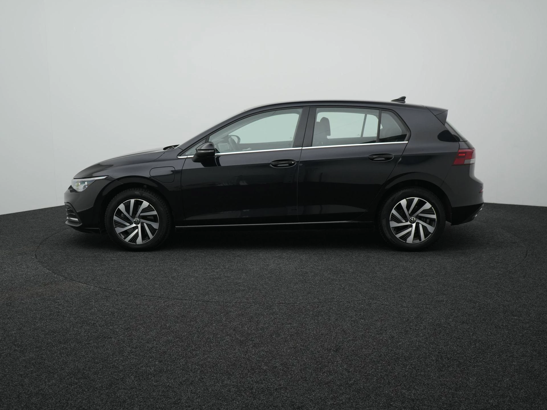 Volkswagen Golf met kenteken 09100 – autofoto 4