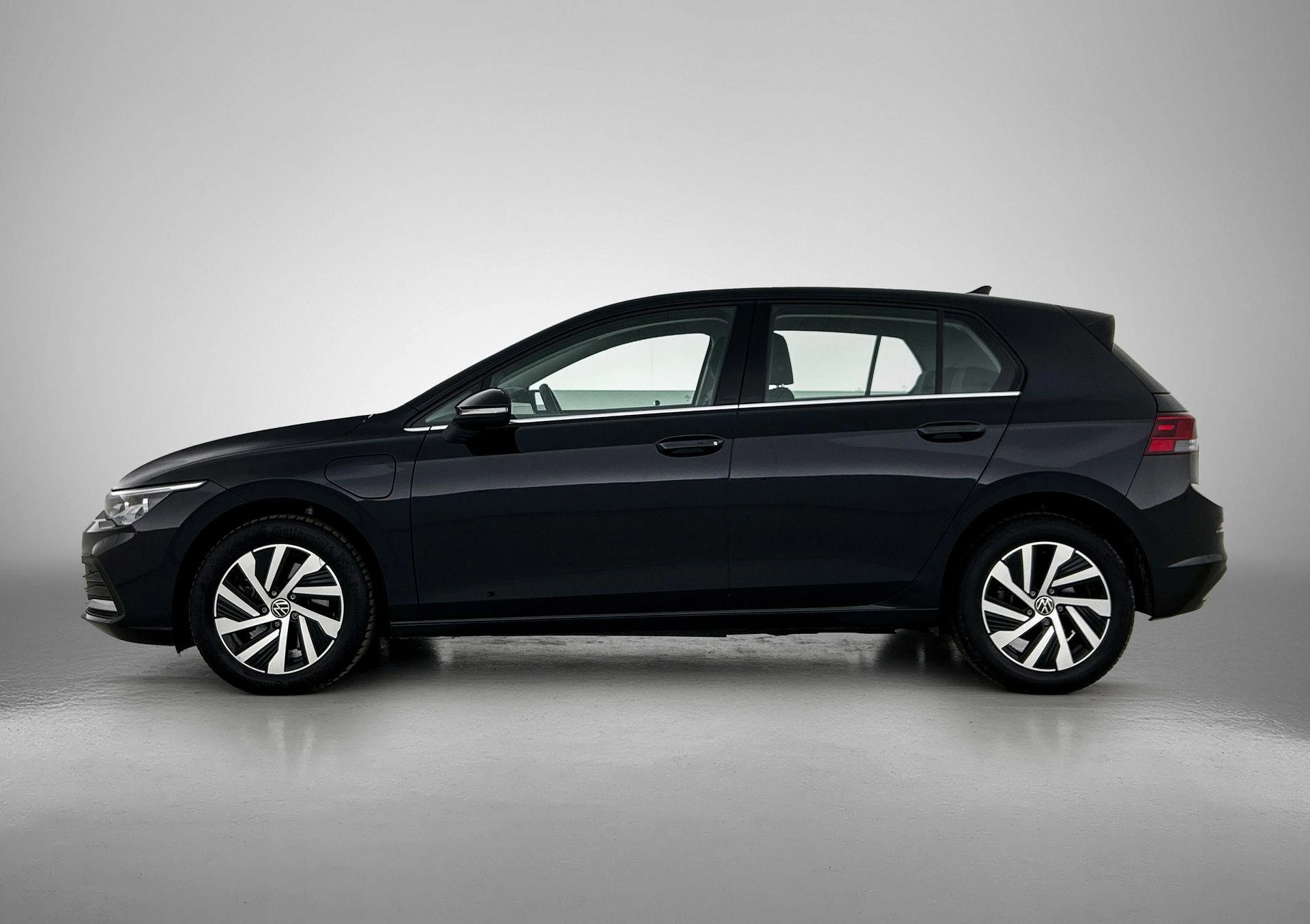 Volkswagen Golf met kenteken 71 – autofoto 4