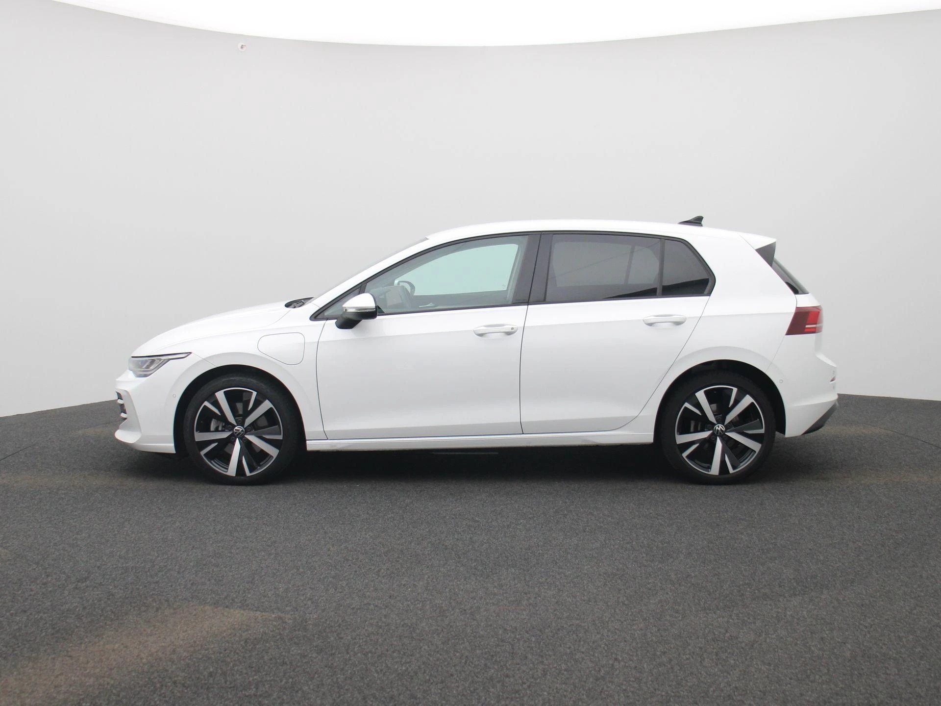 Volkswagen Golf met kenteken 03100 – autofoto 5