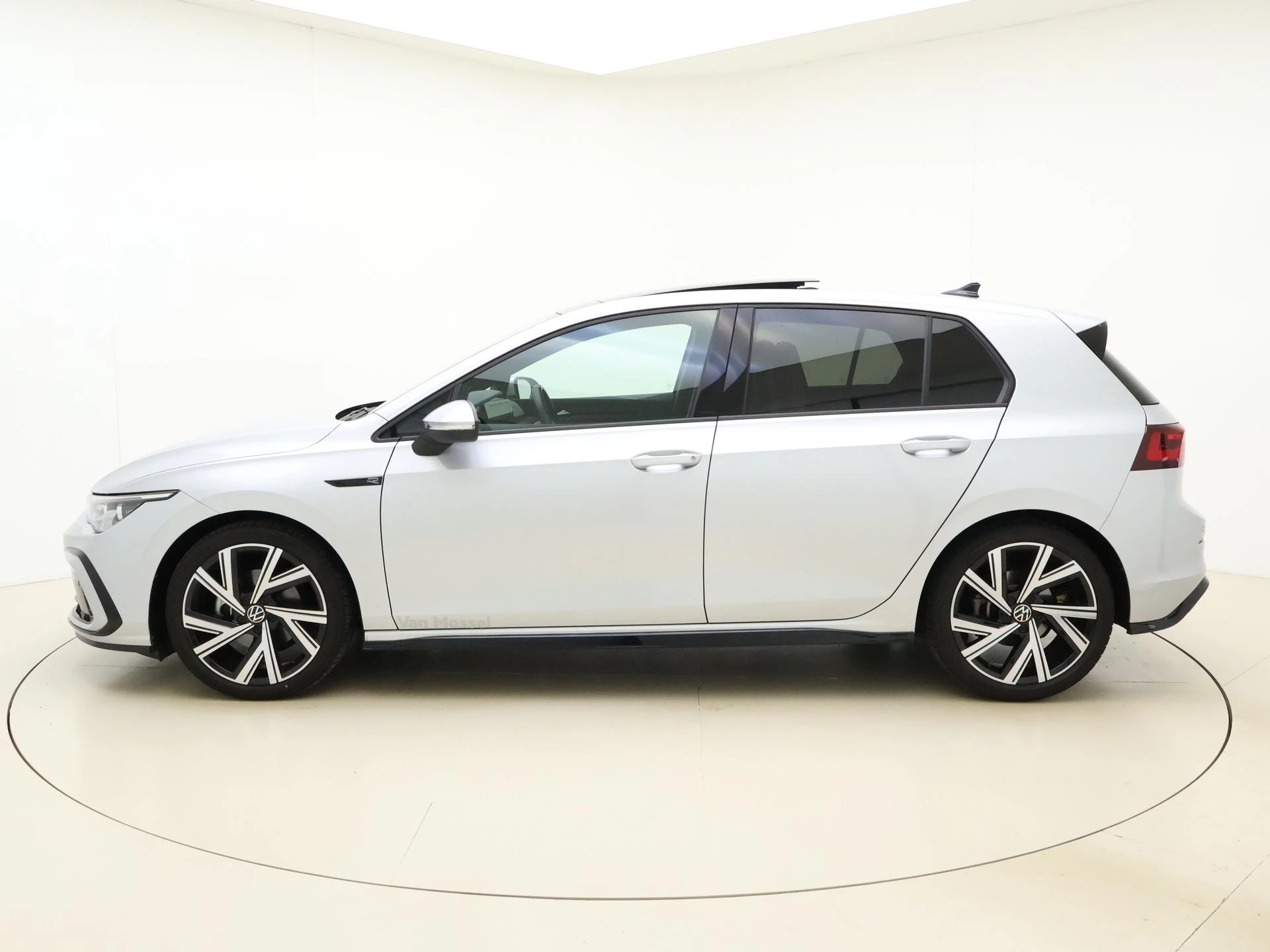 Volkswagen Golf met kenteken HJR-20-F – autofoto 3