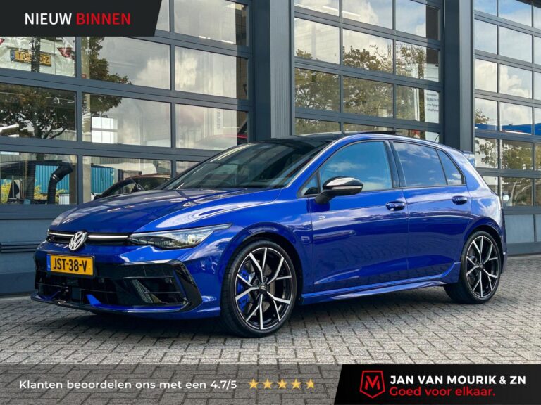 Volkswagen Golf met kenteken JST-38-V – vooraanzicht