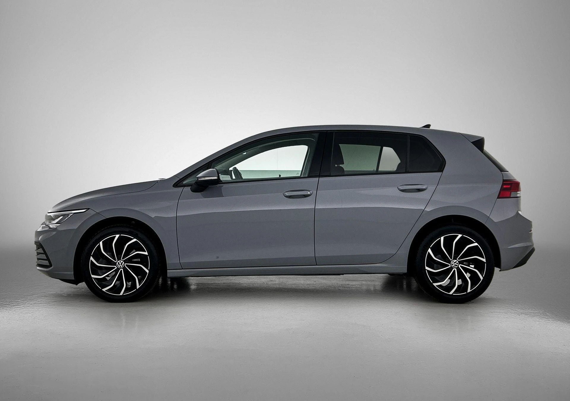 Volkswagen Golf met kenteken R-834-RL – autofoto 4
