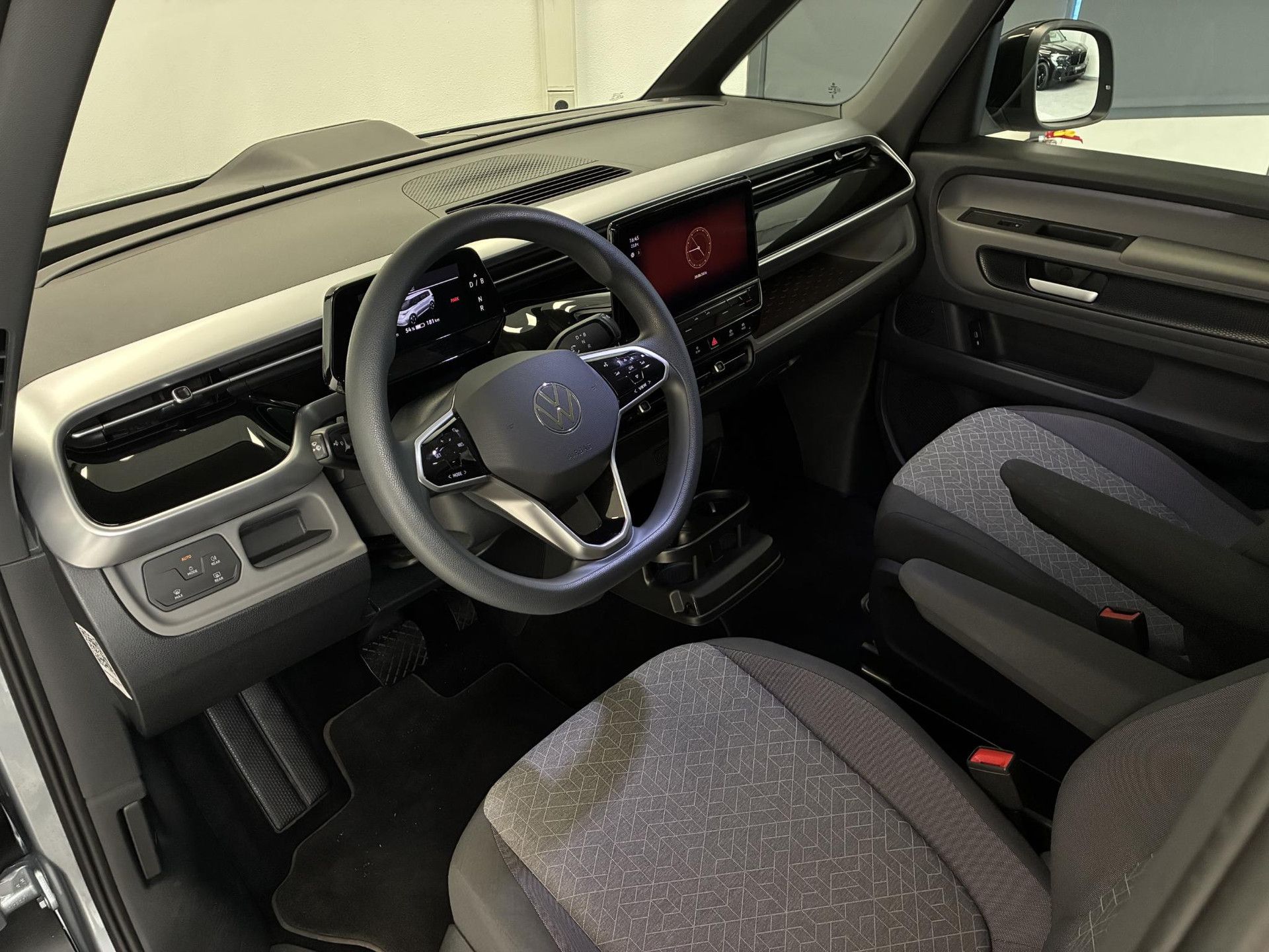 Volkswagen ID.Buzz met kenteken X-150-DS – interieur