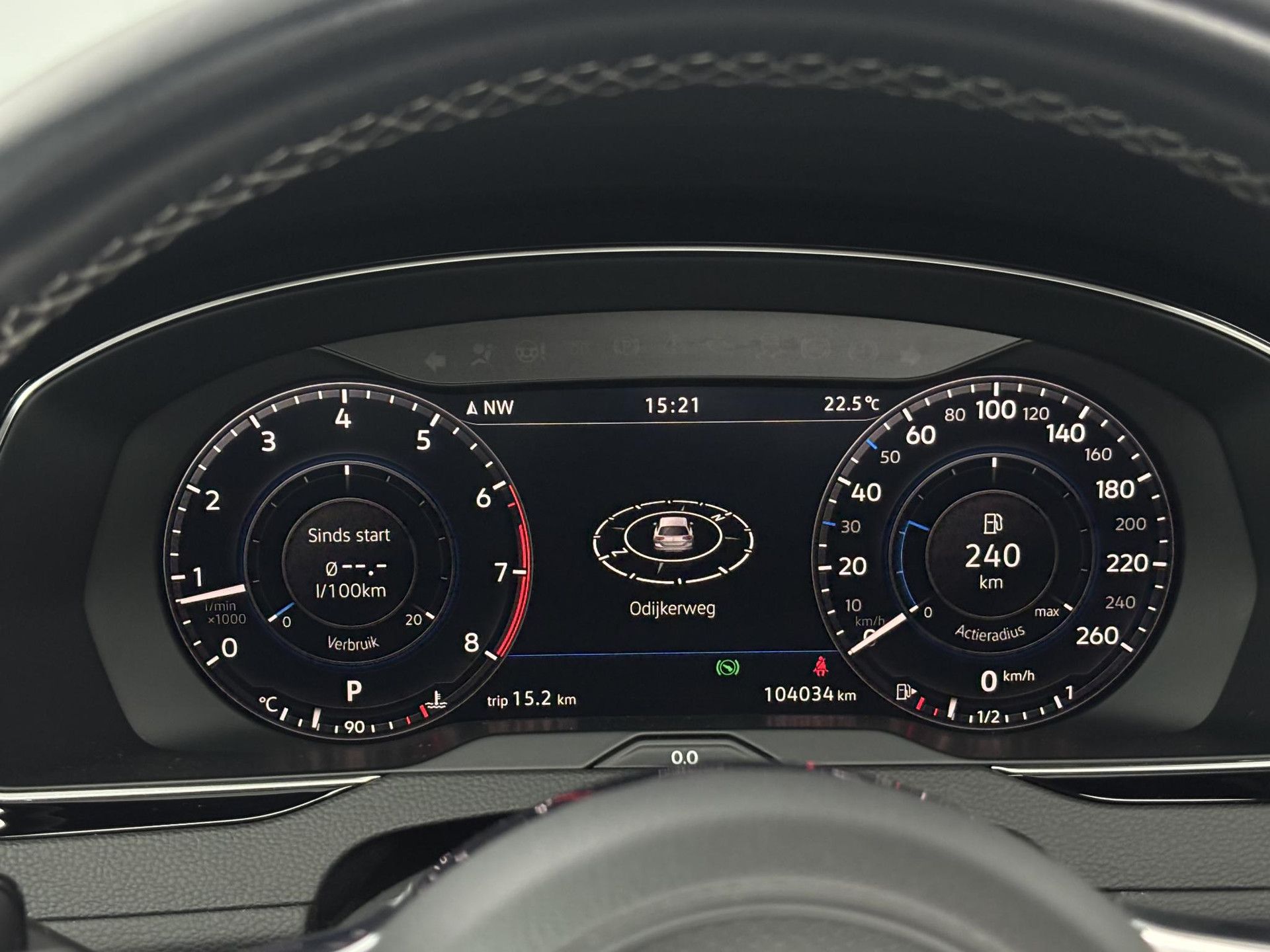 Volkswagen Passat met kenteken G-024-LB – dashboard