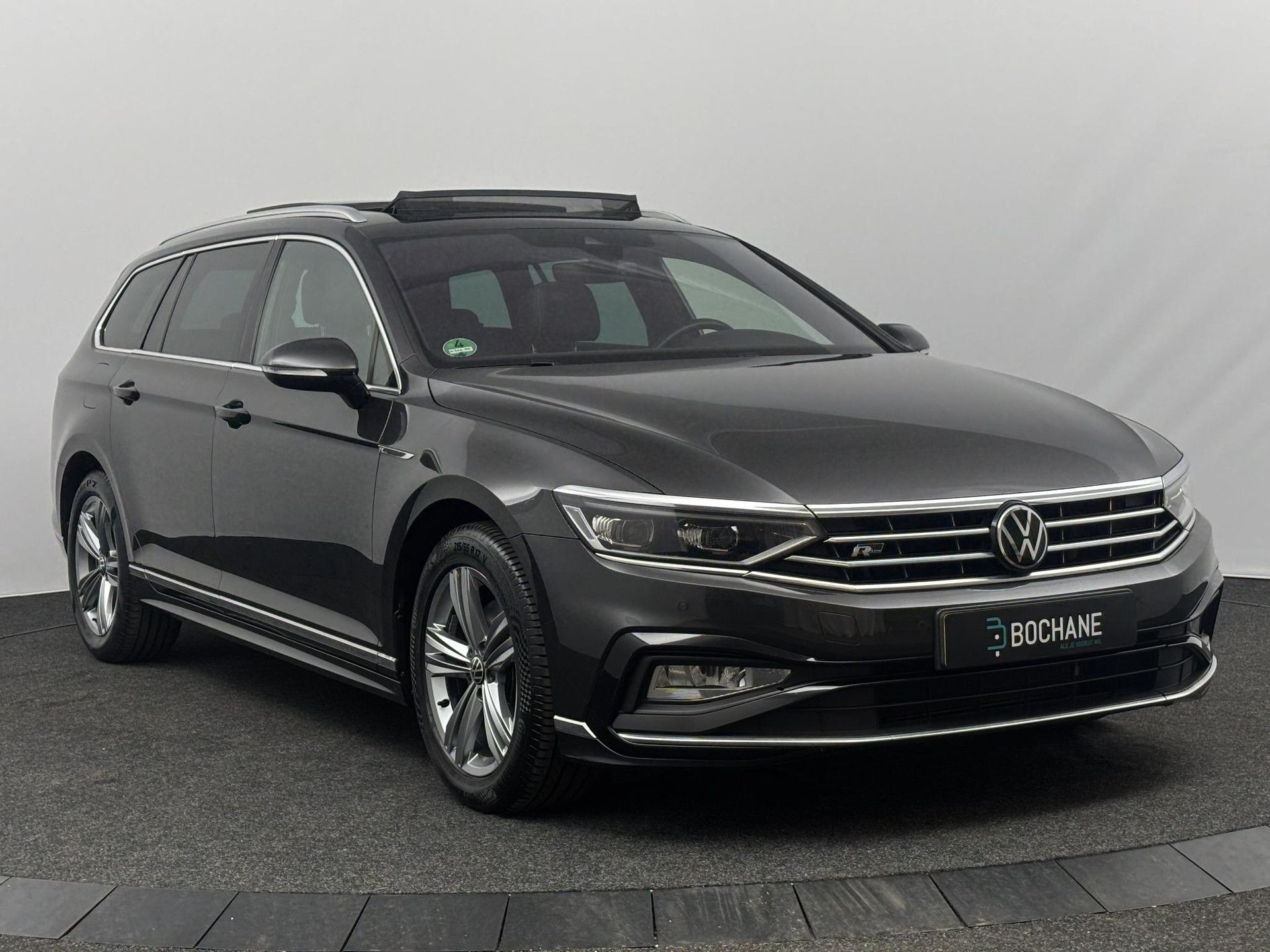 Volkswagen Passat met kenteken K-318-HN – detailfoto