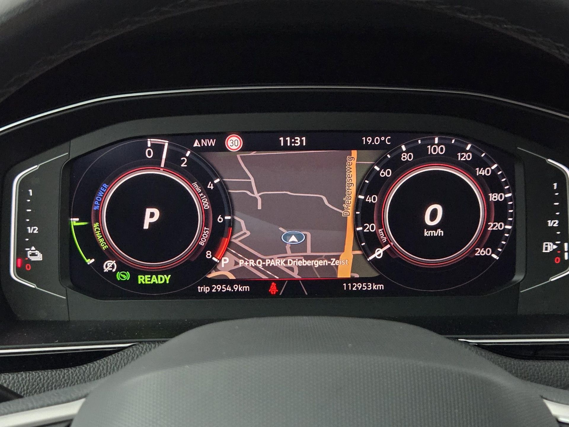Volkswagen Passat met kenteken KKB-03-P – dashboard