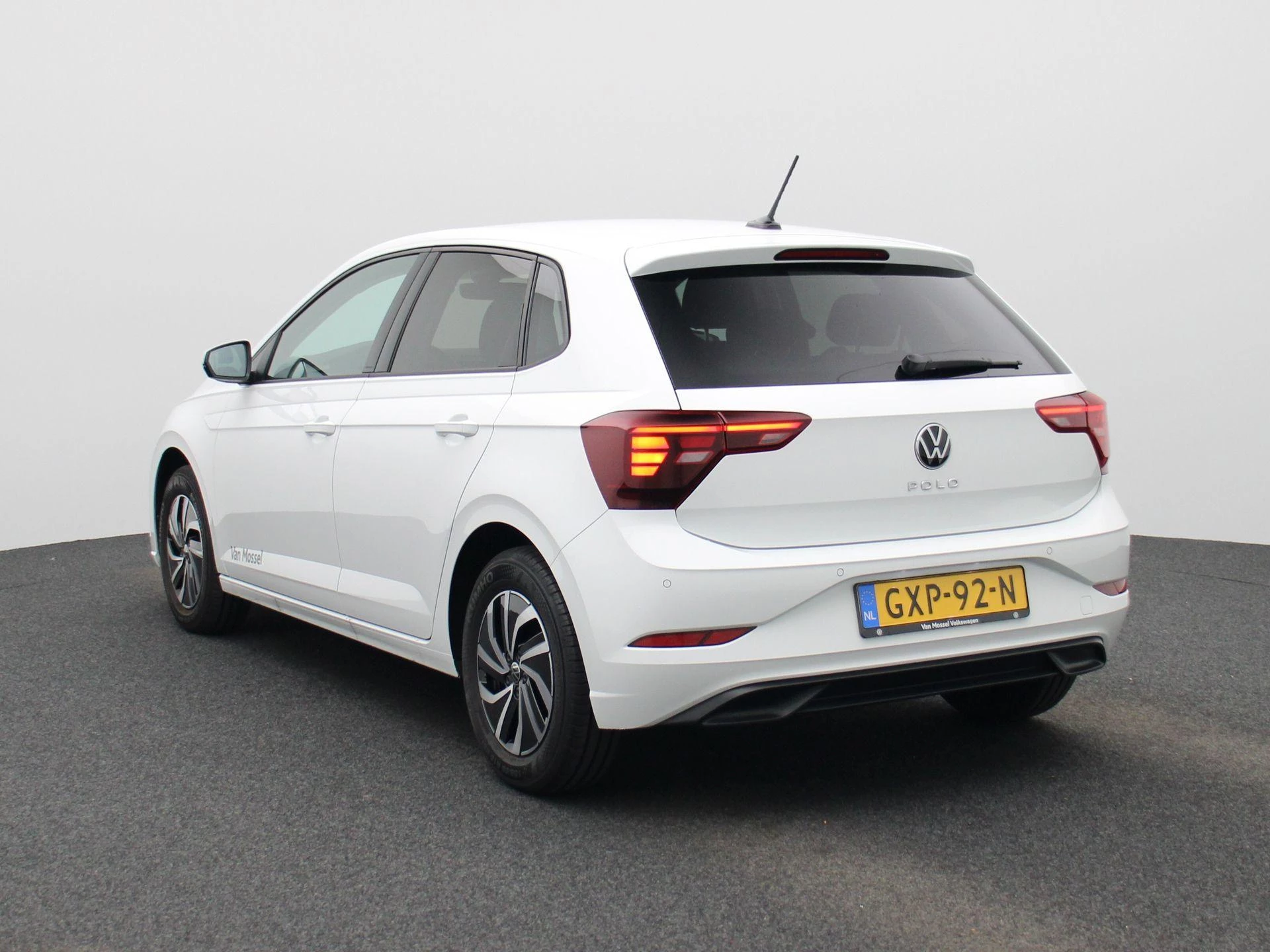 Volkswagen Polo met kenteken GXP-92-N – autofoto 3