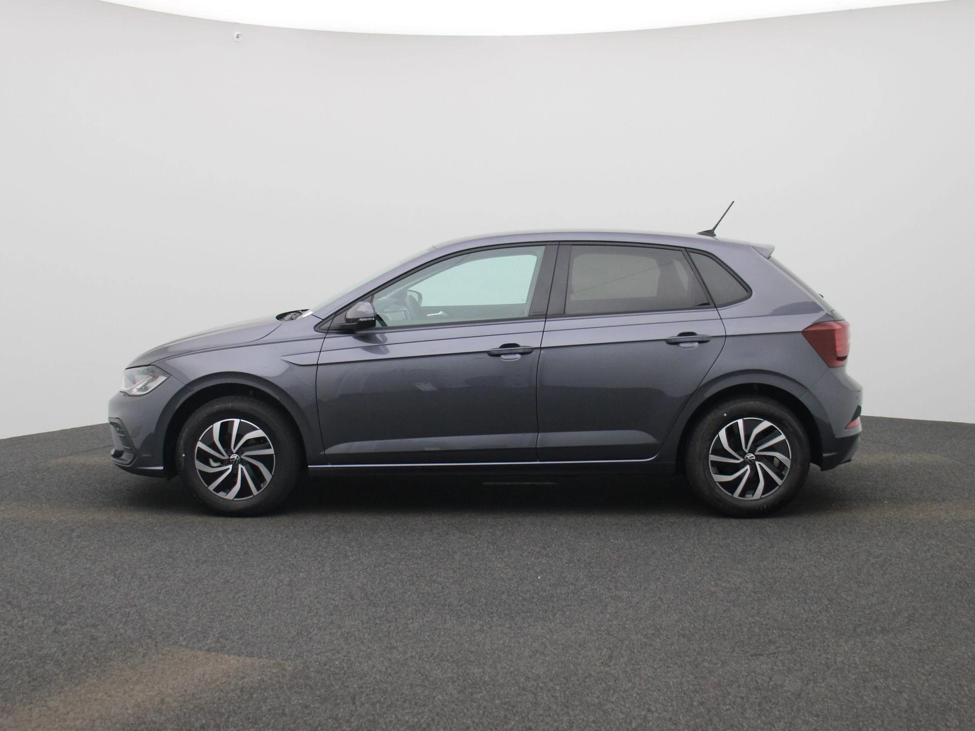 Volkswagen Polo met kenteken HTZ-92-R – autofoto 5