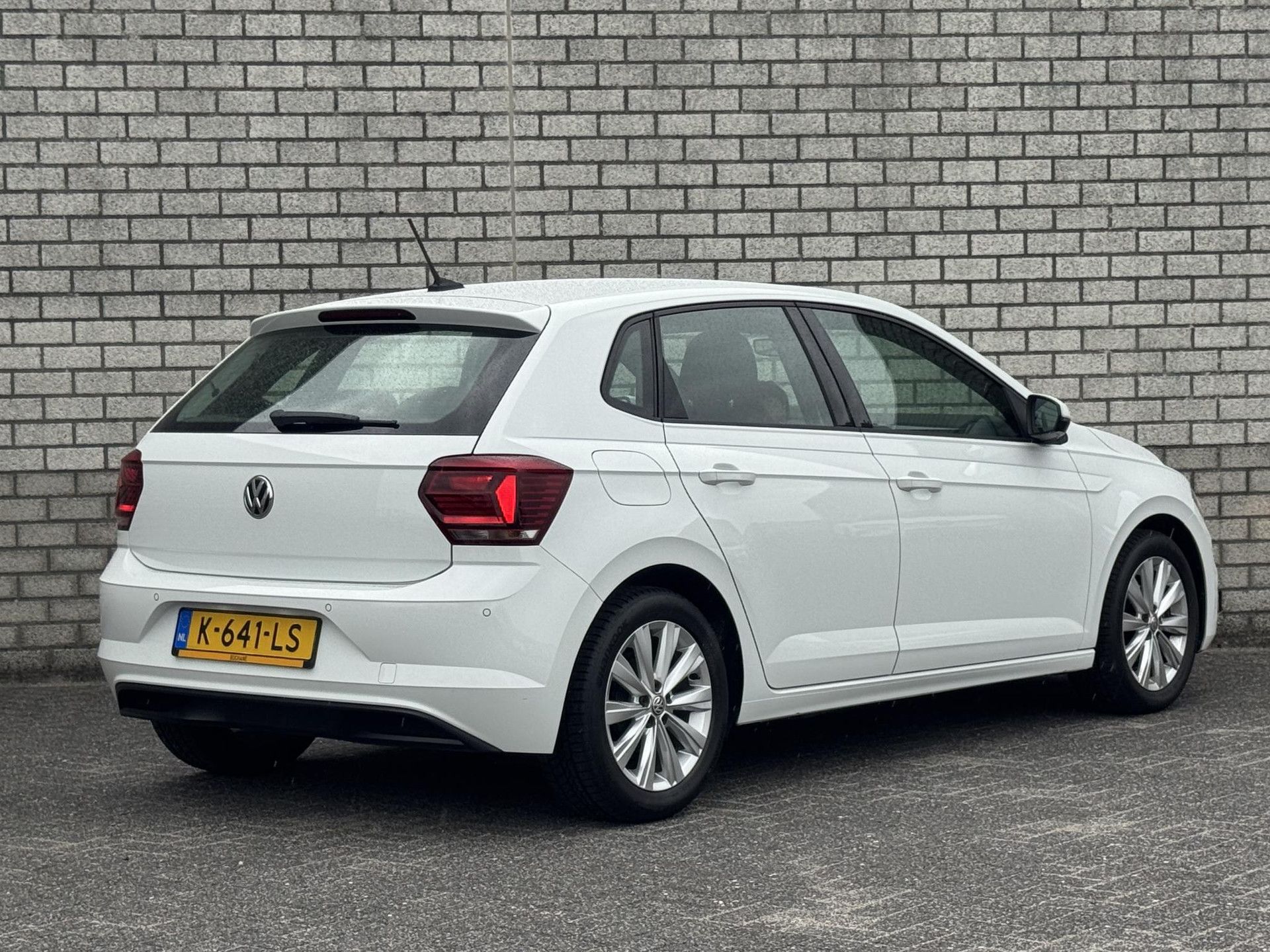 Volkswagen Polo met kenteken K-641-LS – achteraanzicht