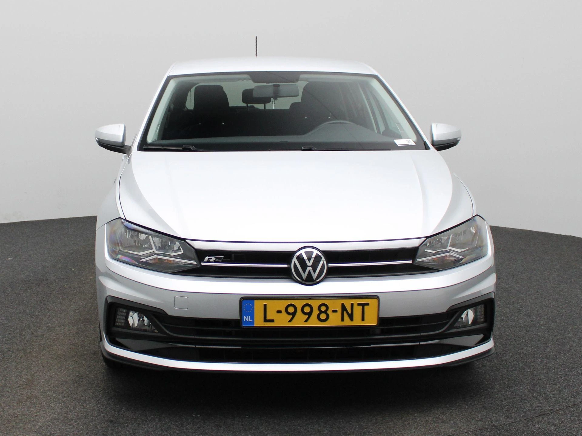 Volkswagen Polo met kenteken L-998-NT – autofoto 4