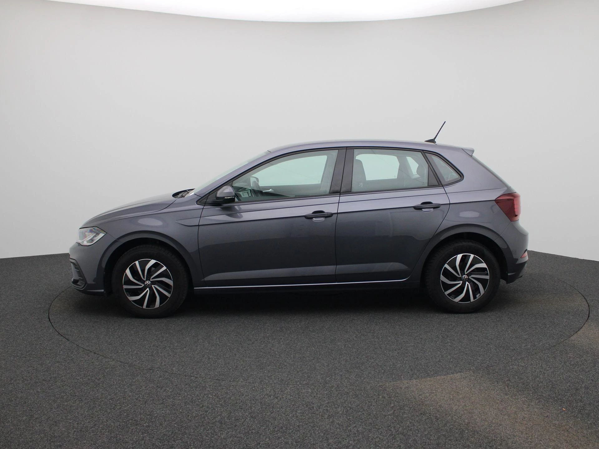 Volkswagen Polo met kenteken P-097-RL – autofoto 5