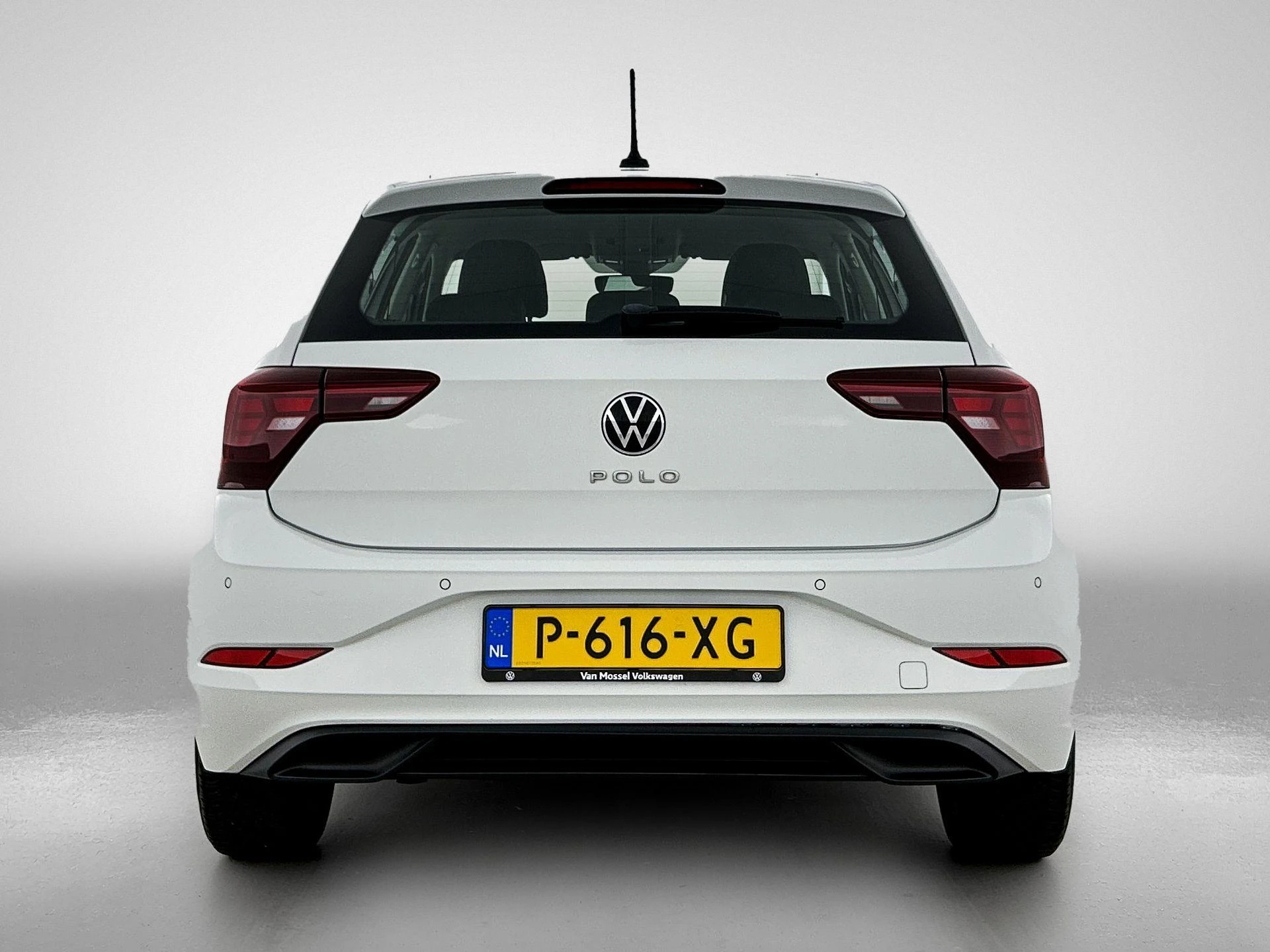 Volkswagen Polo met kenteken P-616-XG – autofoto 5