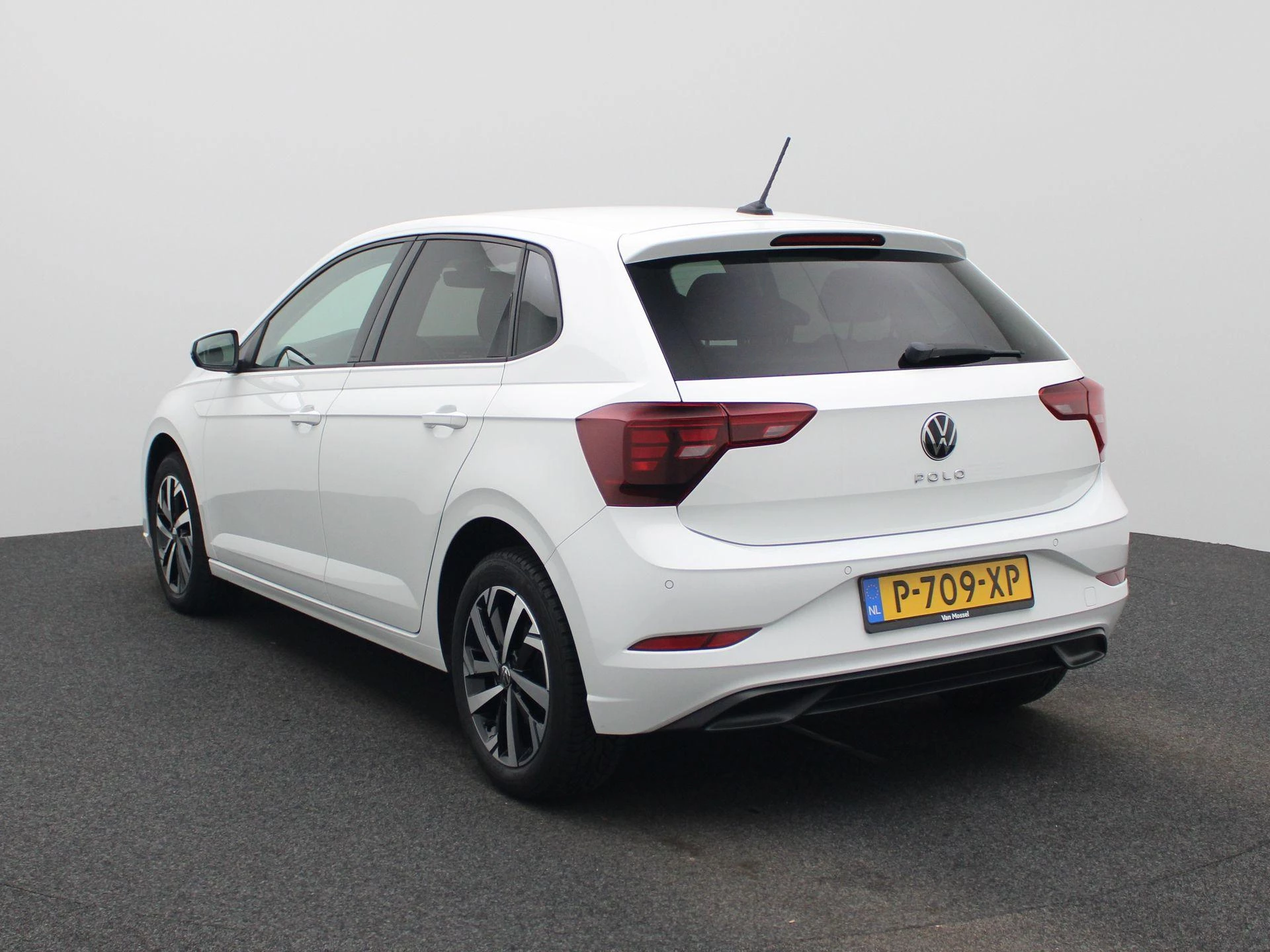 Volkswagen Polo met kenteken P-709-XP – autofoto 3