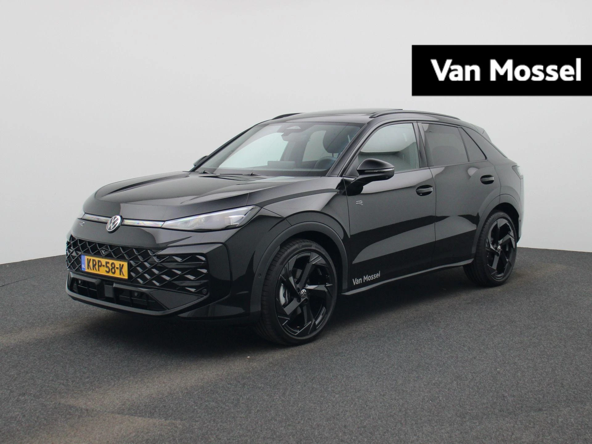 Volkswagen T-Roc – autofoto 2