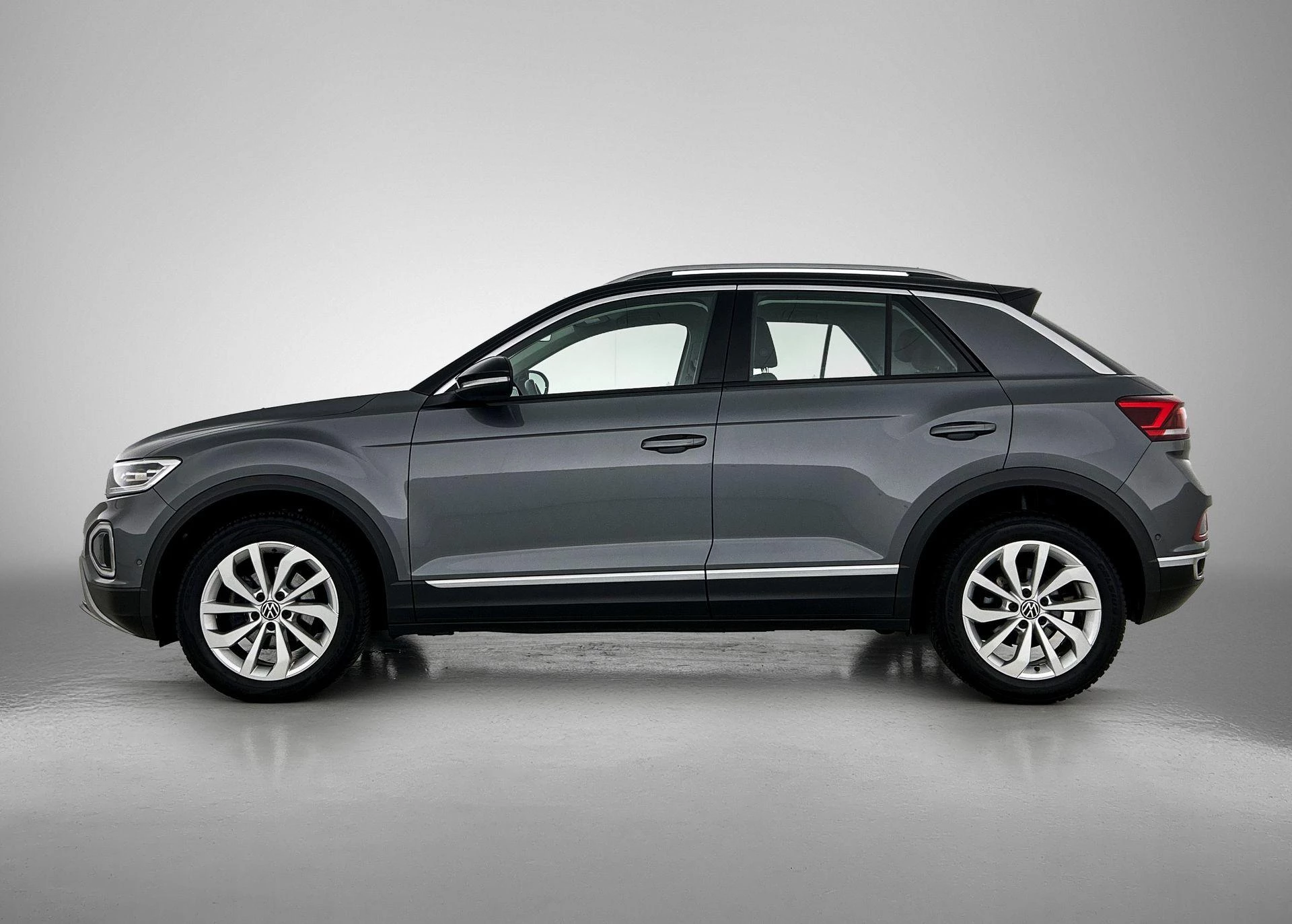 Volkswagen T-Roc – autofoto 4