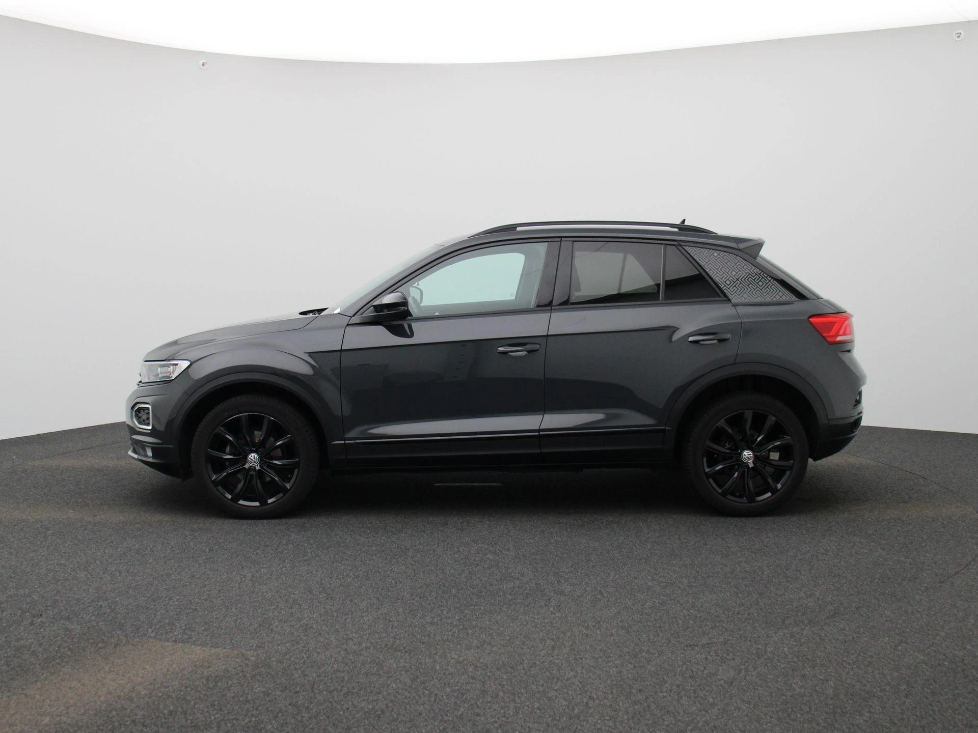 Volkswagen T-Roc met kenteken 63100 – autofoto 5