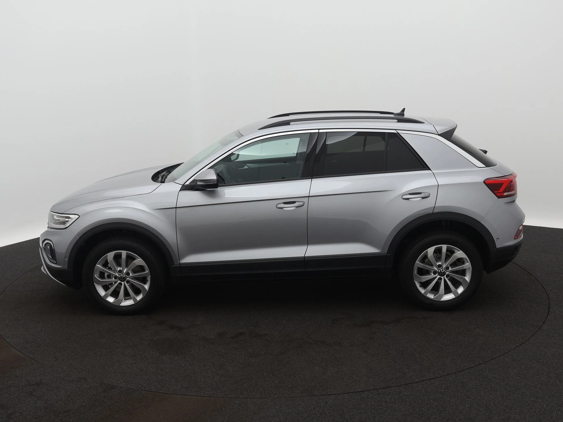 Volkswagen T-Roc met kenteken HTZ-72-R – autofoto 3
