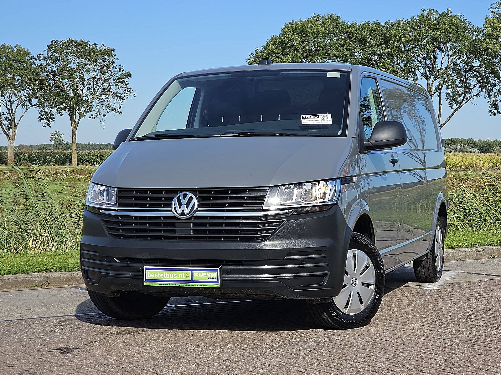 Volkswagen Transporter – vooraanzicht