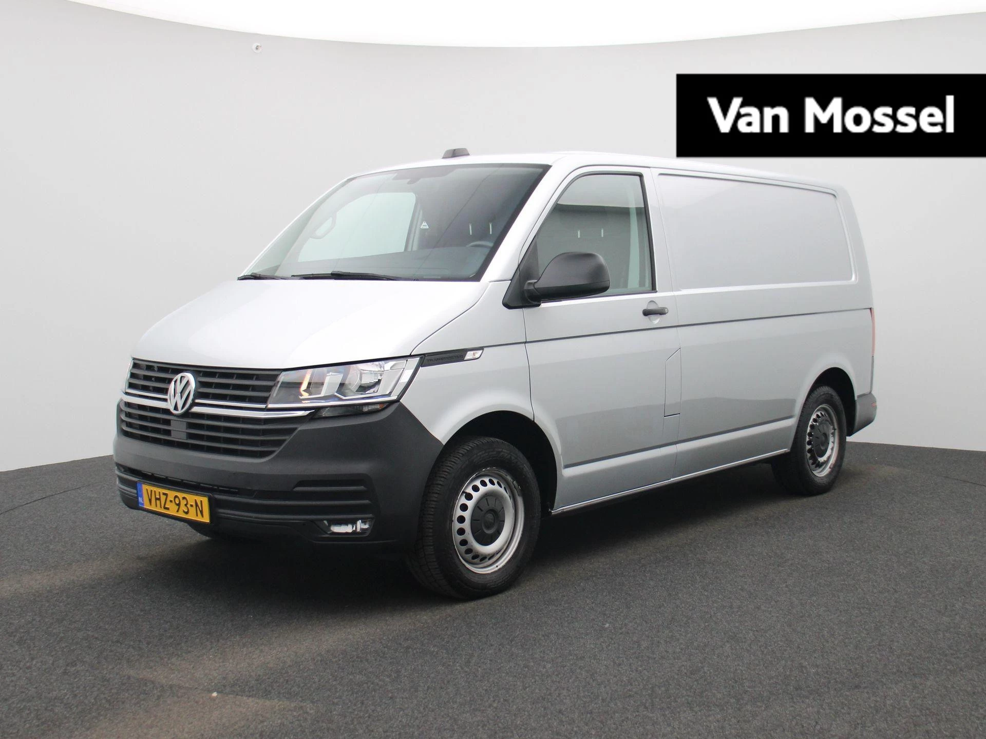 Volkswagen Transporter – autofoto 2