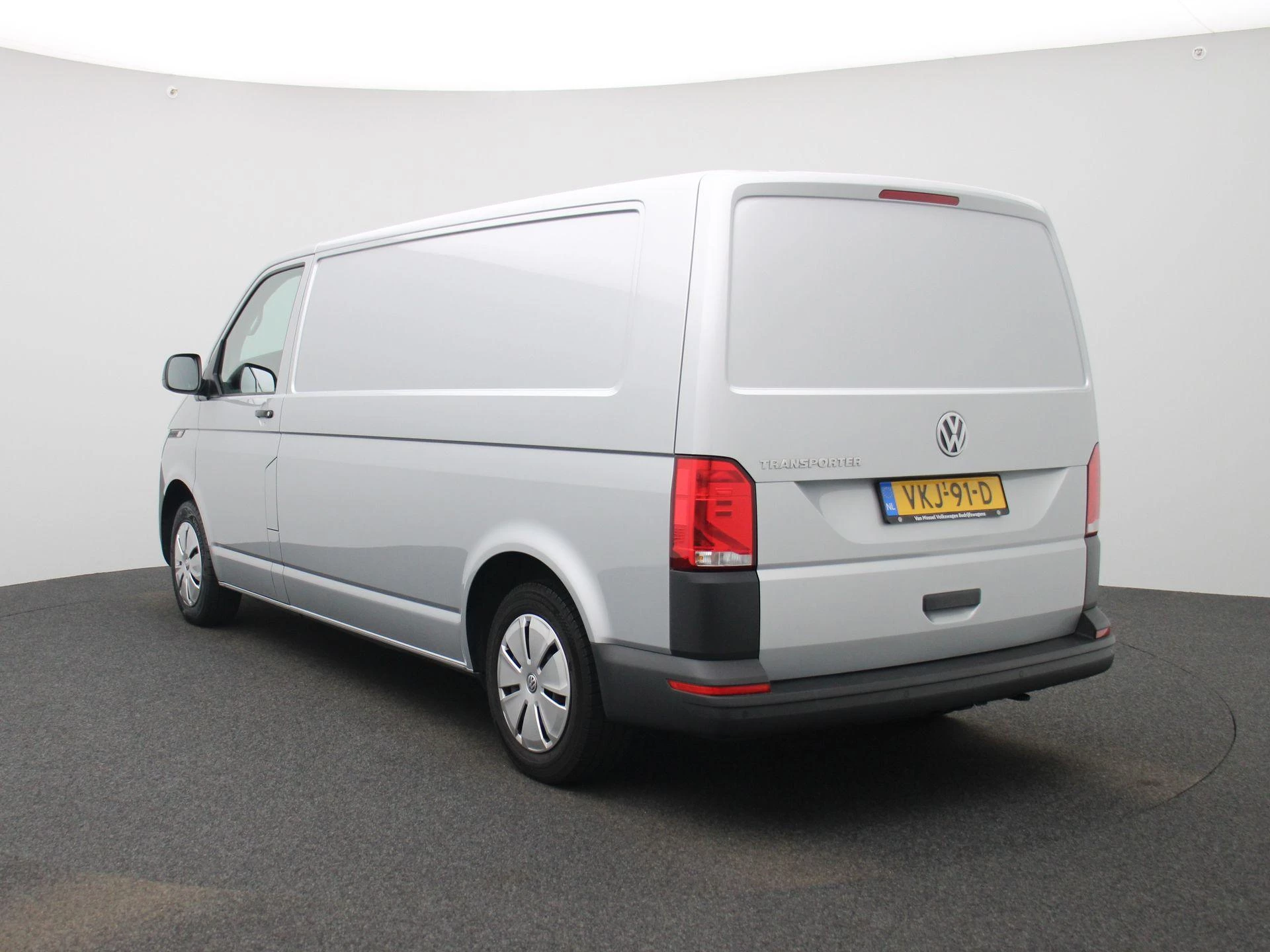 Volkswagen Transporter – autofoto 3