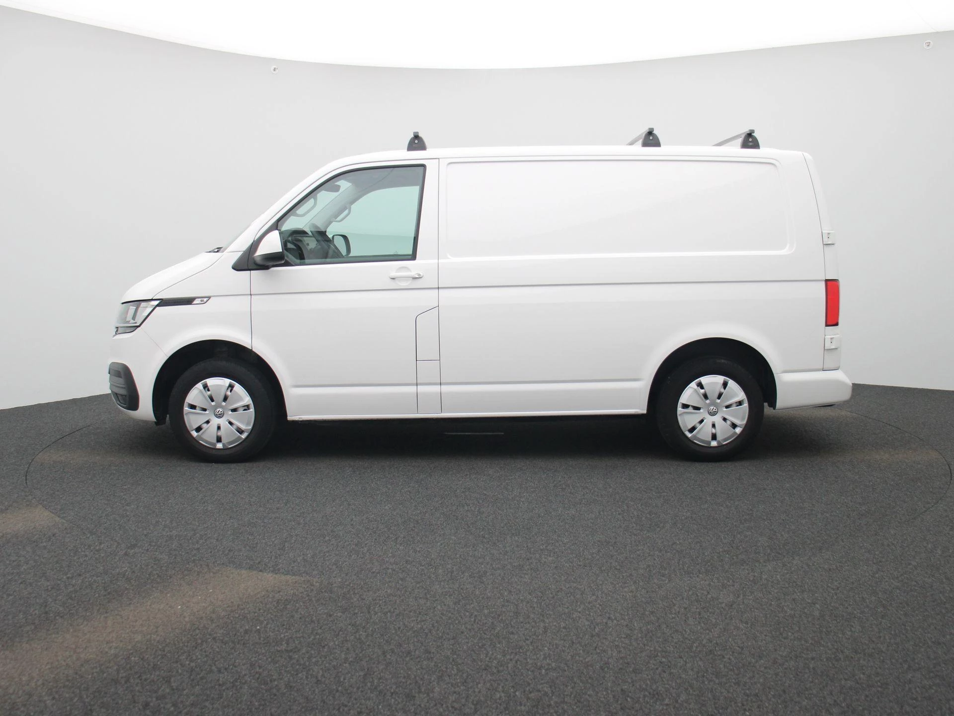 Volkswagen Transporter met kenteken 57100 – autofoto 5