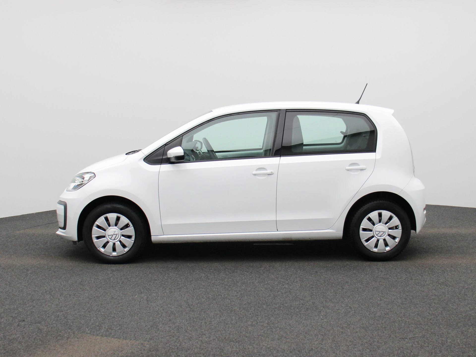 Volkswagen up! met kenteken L-543-PG – autofoto 5