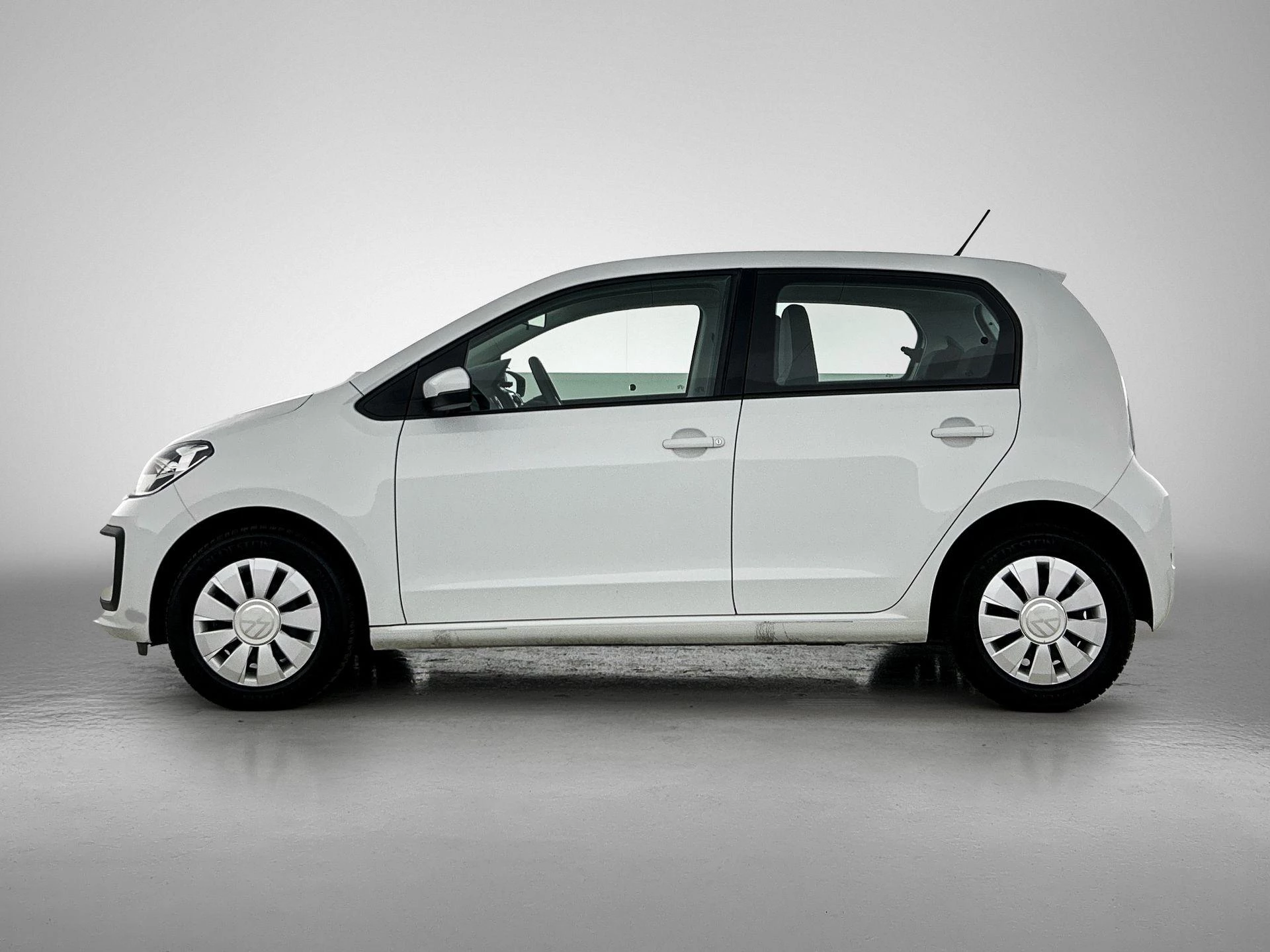Volkswagen up! met kenteken L-855-GR – autofoto 4