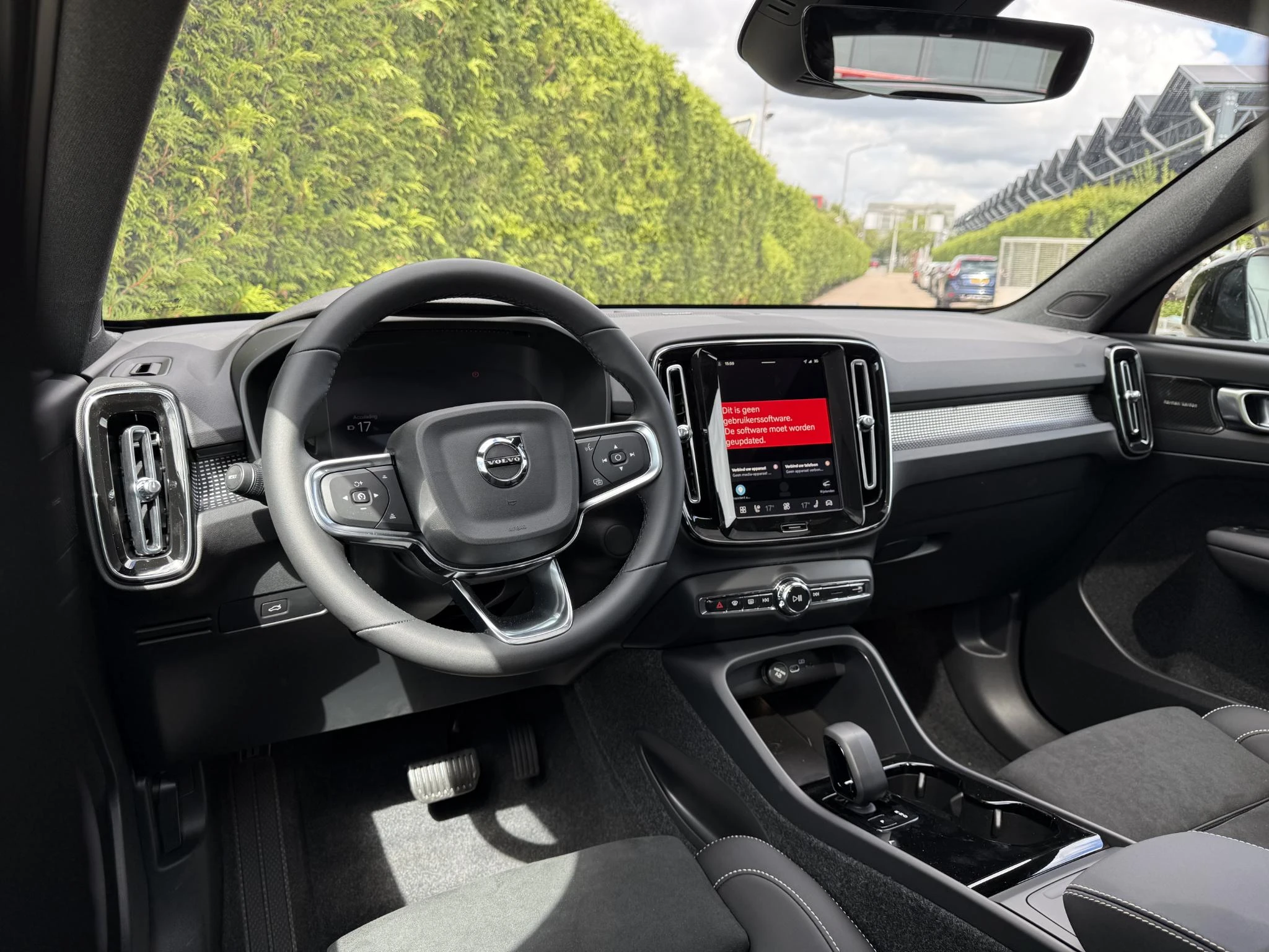 Volvo EC40 – autofoto 5