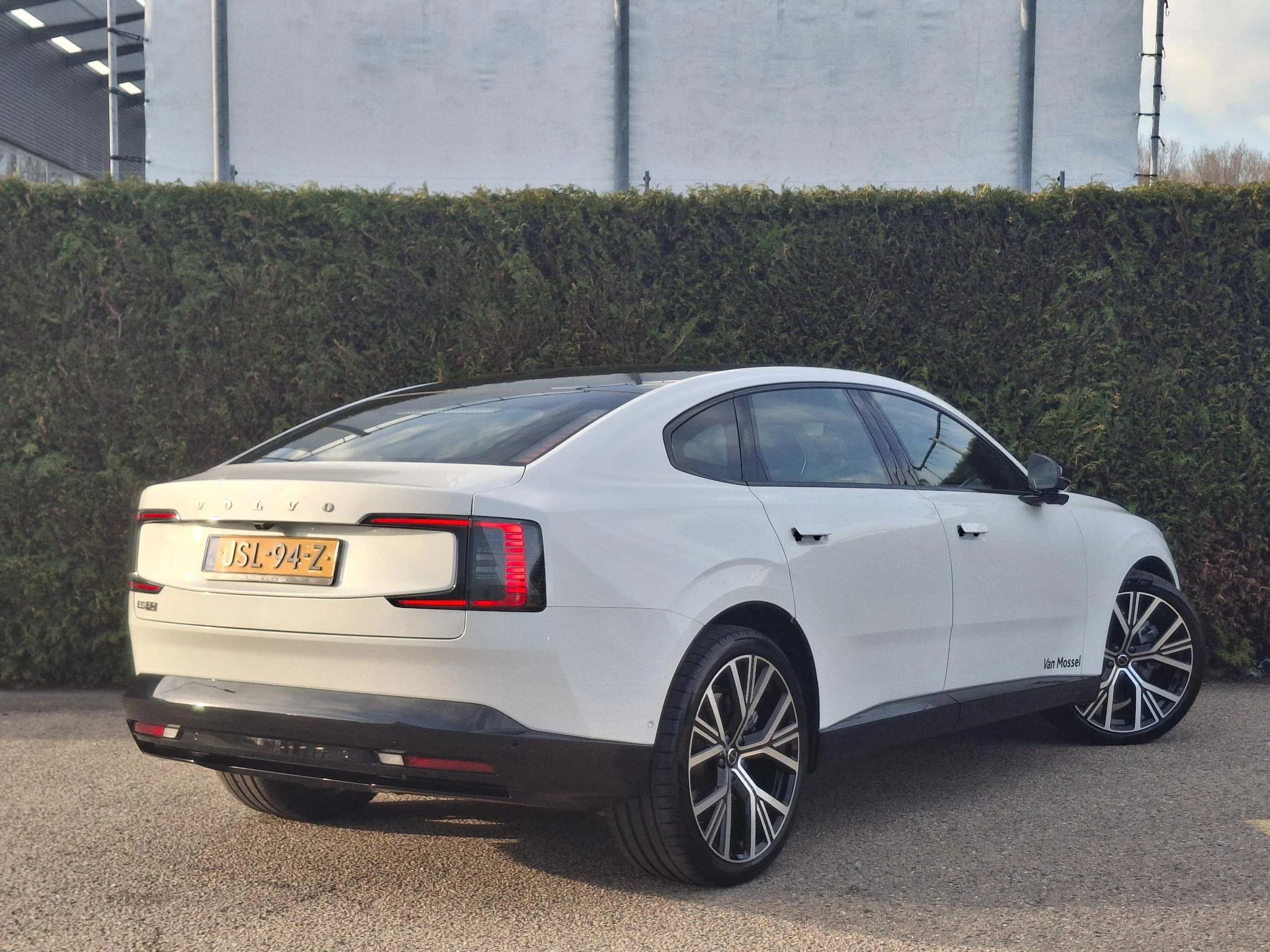 Volvo ES90 – autofoto 4