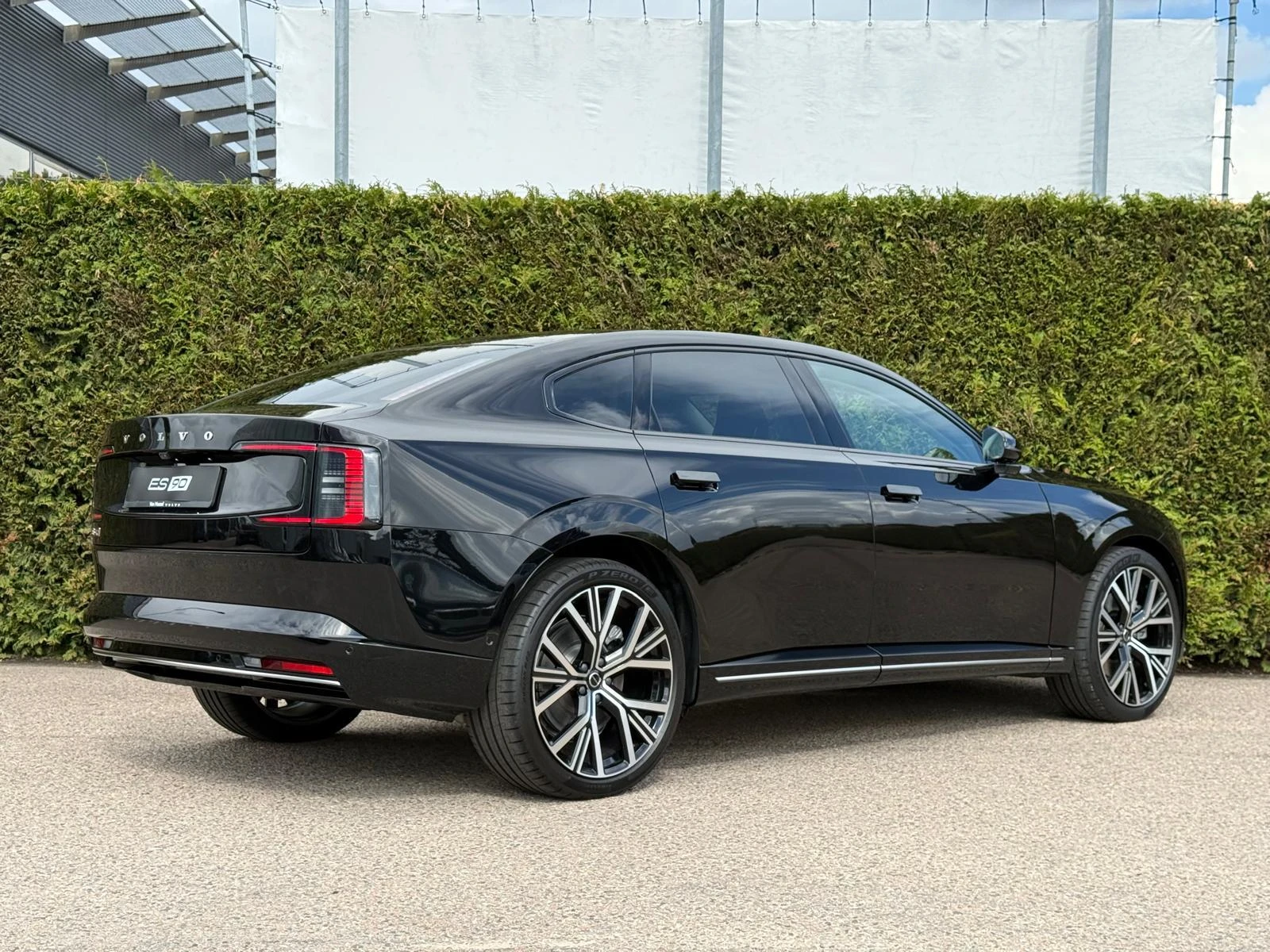Volvo ES90 – autofoto 4