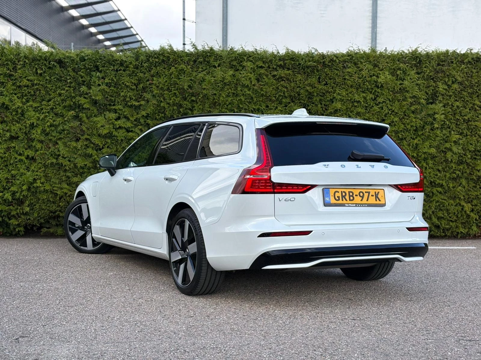 Volvo V60 met kenteken GRB-97-K – autofoto 4