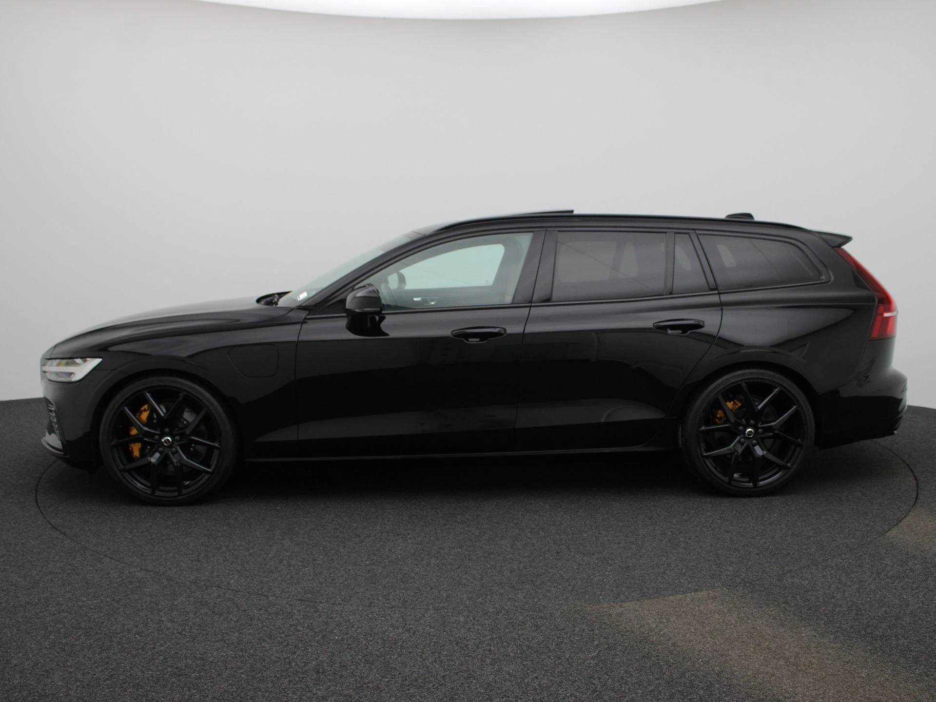 Volvo V60 met kenteken N-975-HN – autofoto 5