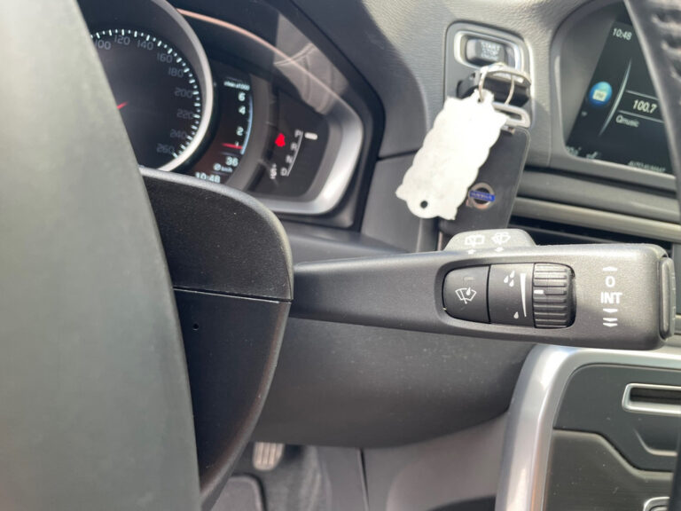 Volvo V70 financial lease – kenteken 7-TXV-79