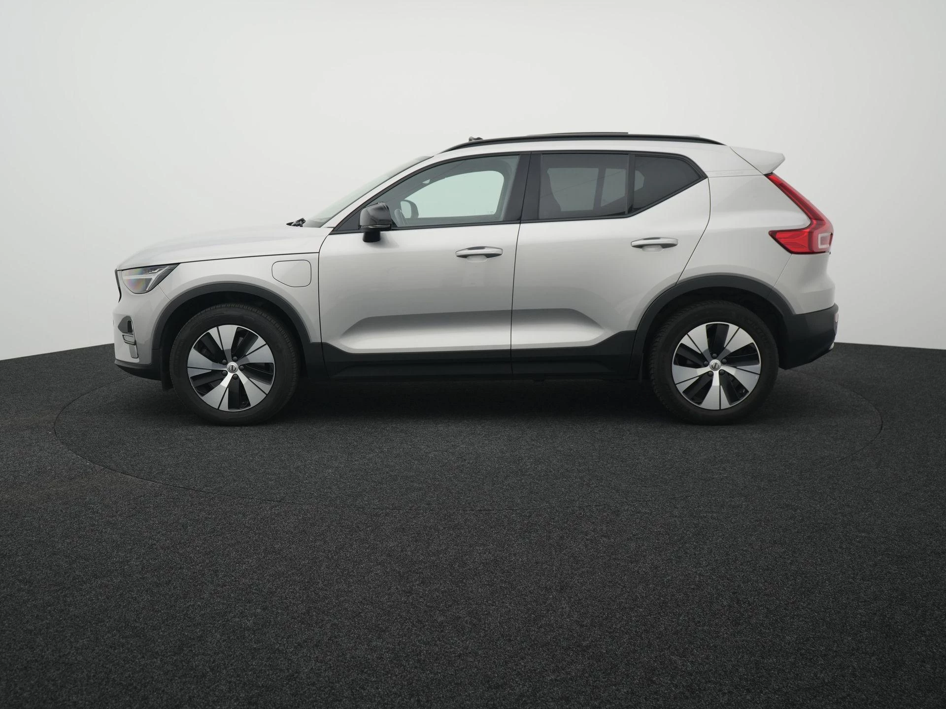 Volvo XC40 met kenteken 46 – autofoto 5