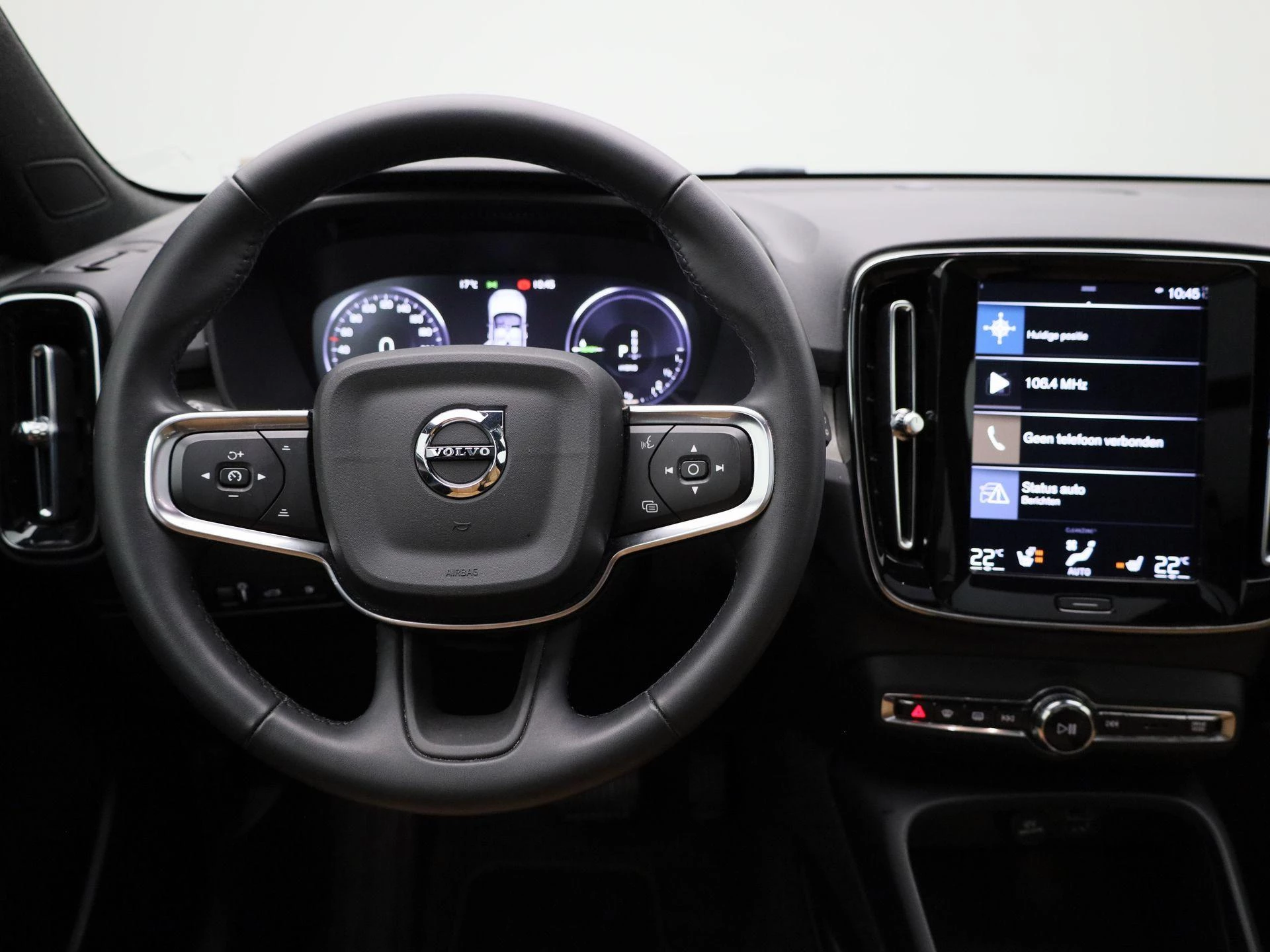 Volvo XC40 met kenteken KGJ-13-B – autofoto 4