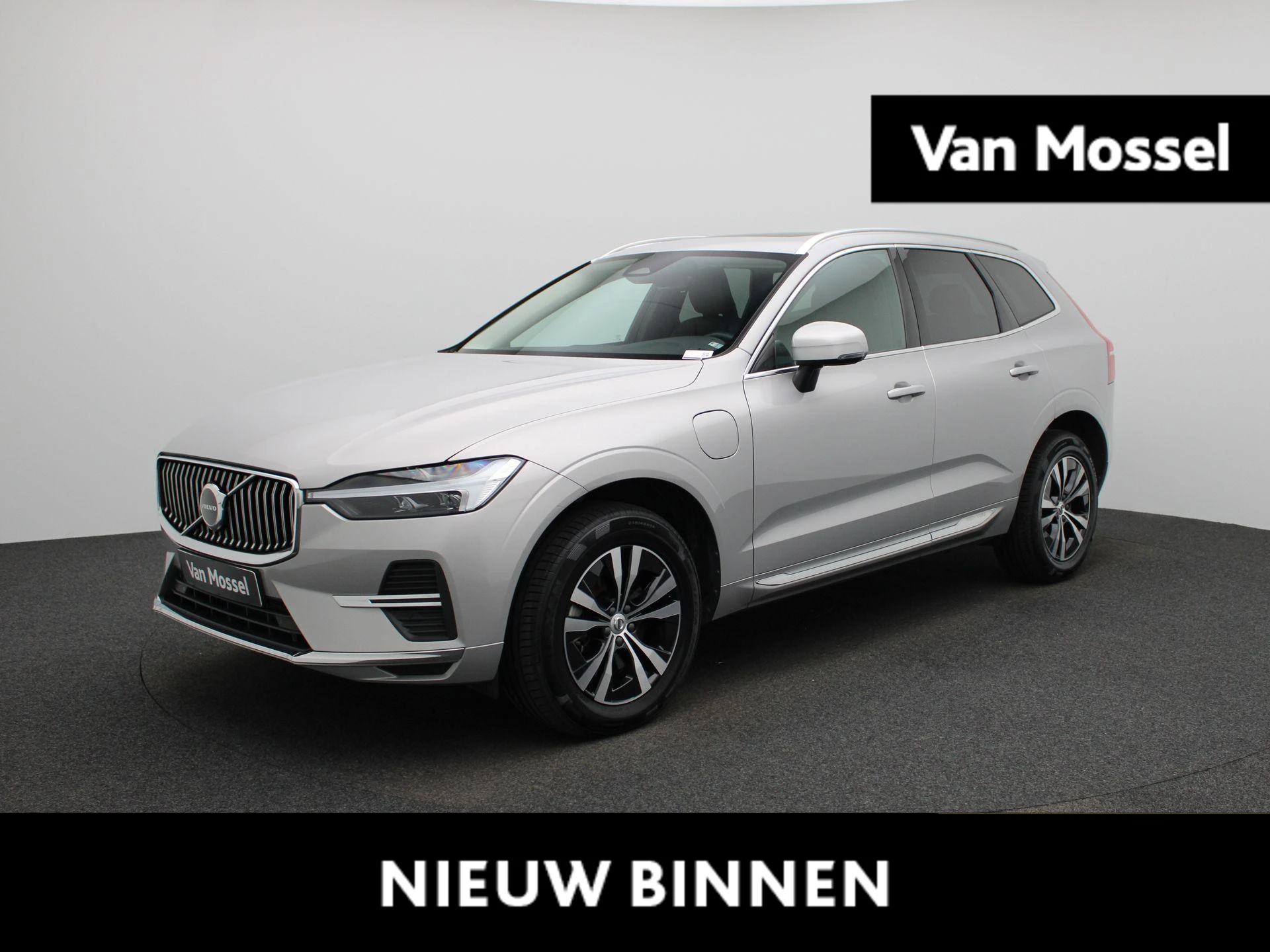 Volvo XC60 met kenteken 2-DFT-42 – autofoto 2