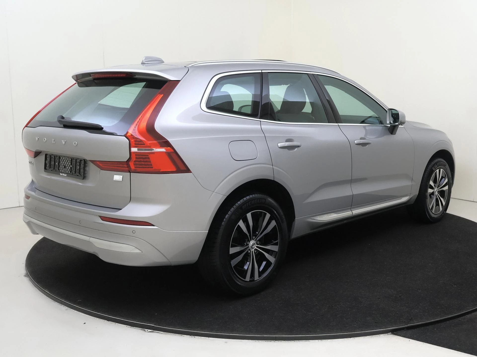 Volvo XC60 met kenteken KFL-86-P – autofoto 5