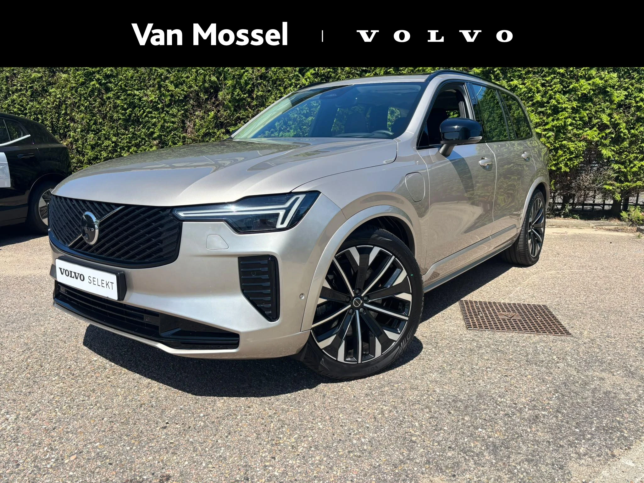 Volvo XC90 met kenteken HFX-10-N – autofoto 2