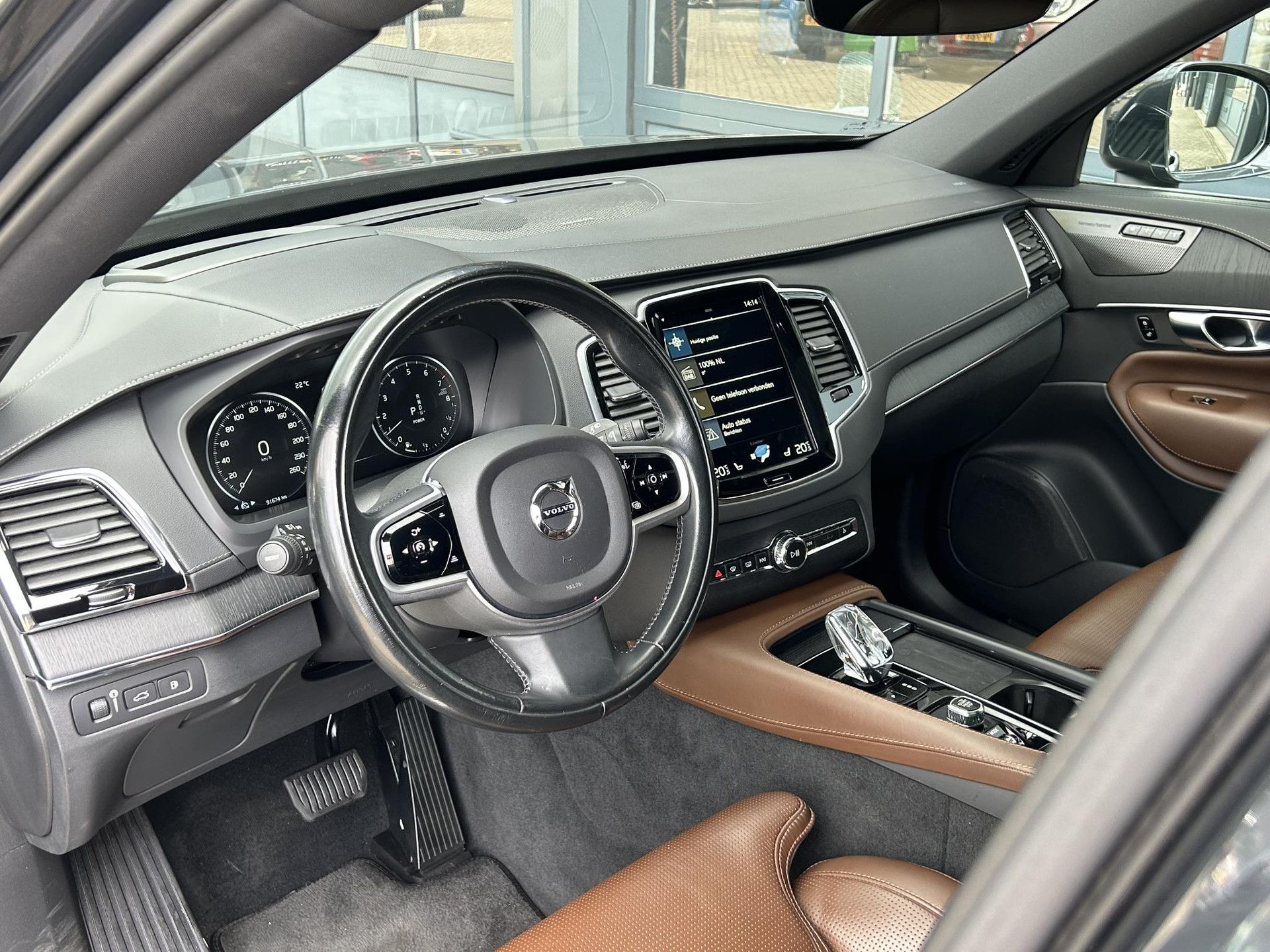 Volvo XC90 met kenteken L-205-DS – autofoto 3