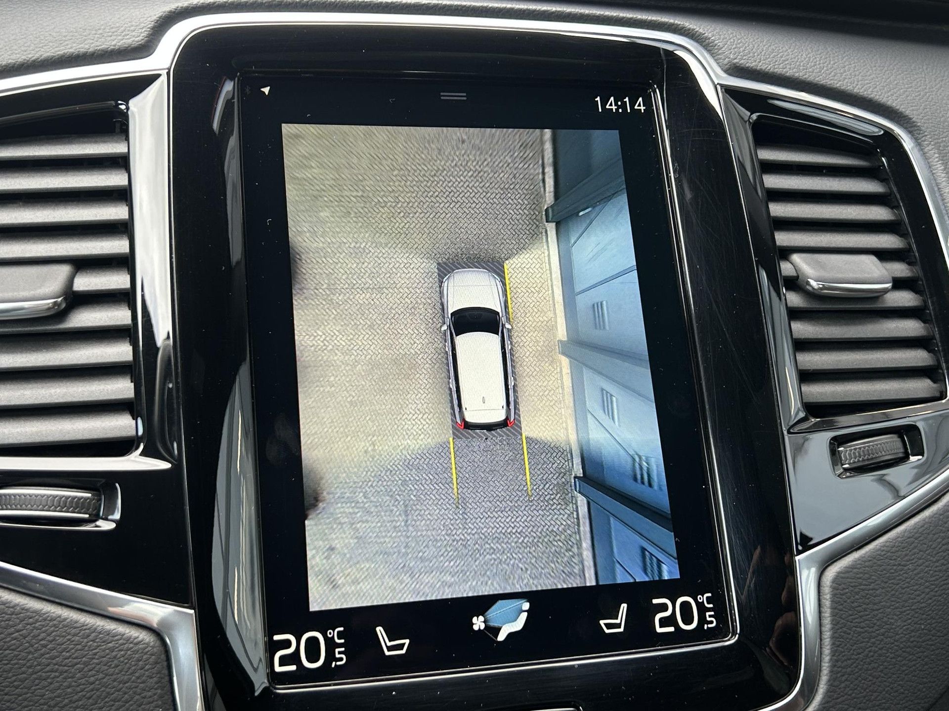 Volvo XC90 met kenteken L-205-DS – autofoto 5