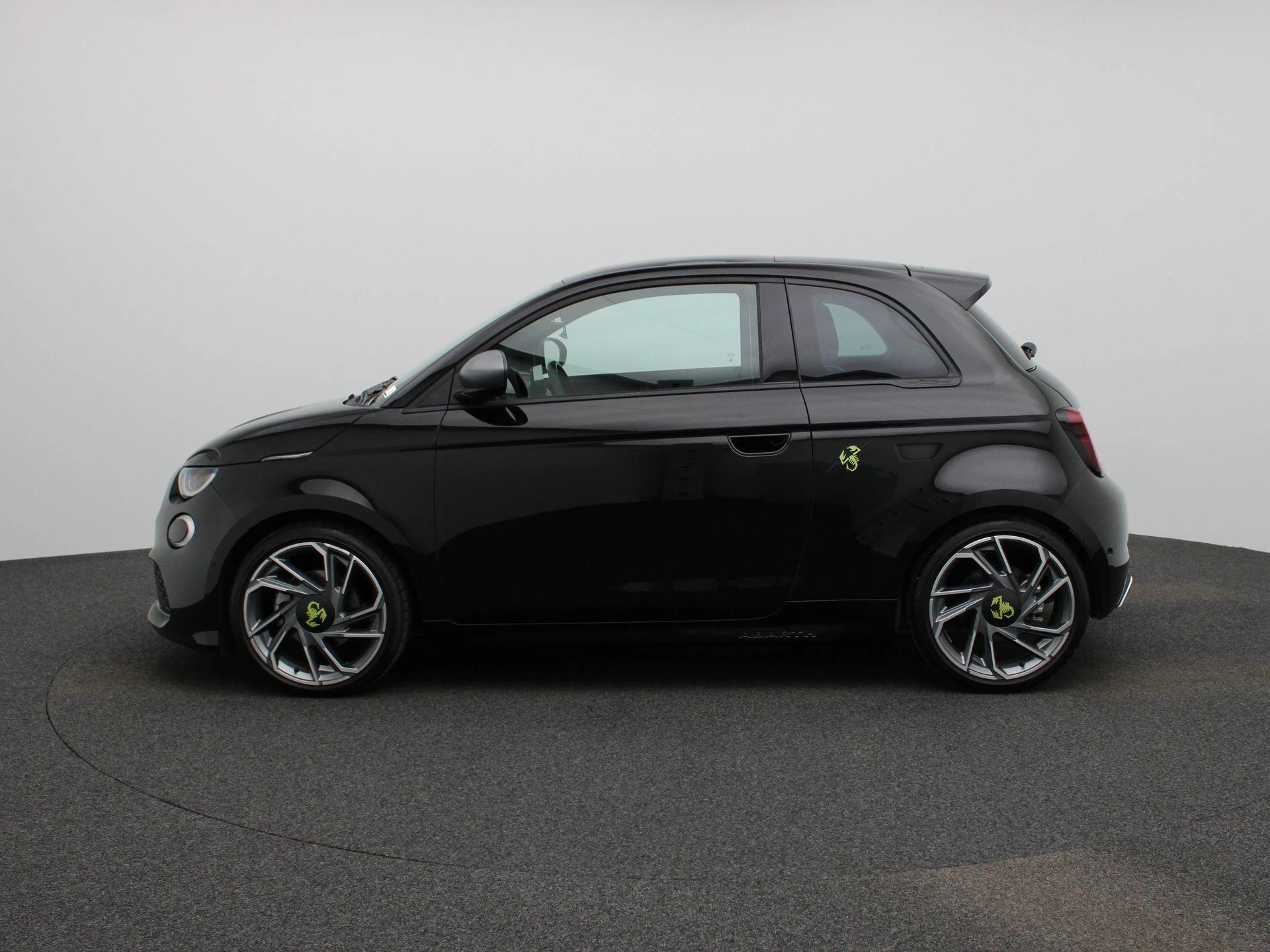 Abarth 500e – autofoto 5