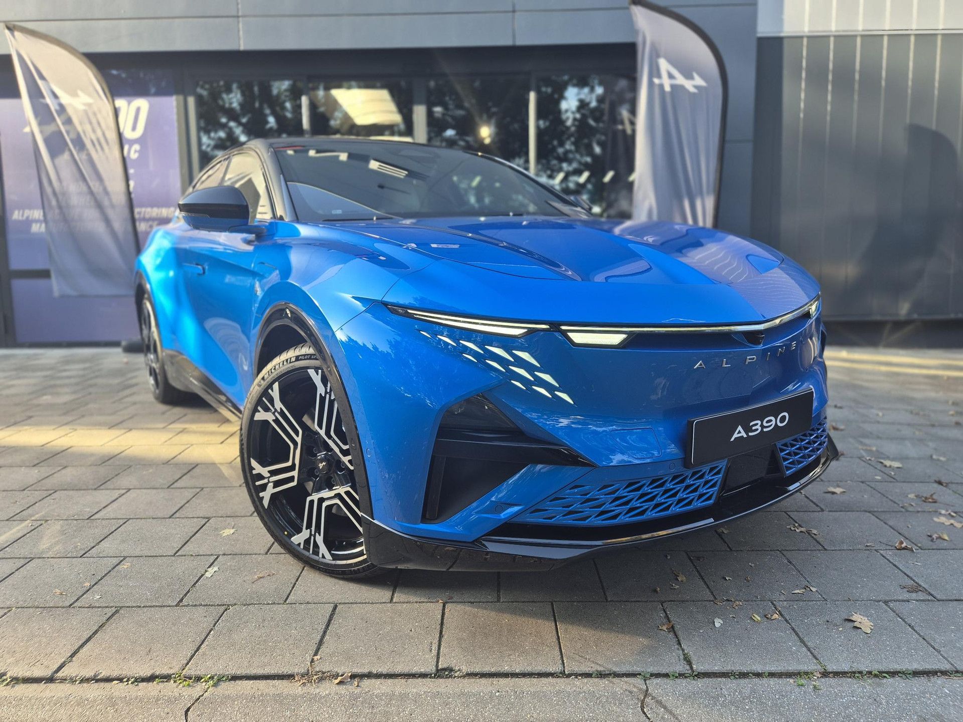 Alpine A390 met kenteken 55946 – autofoto 5
