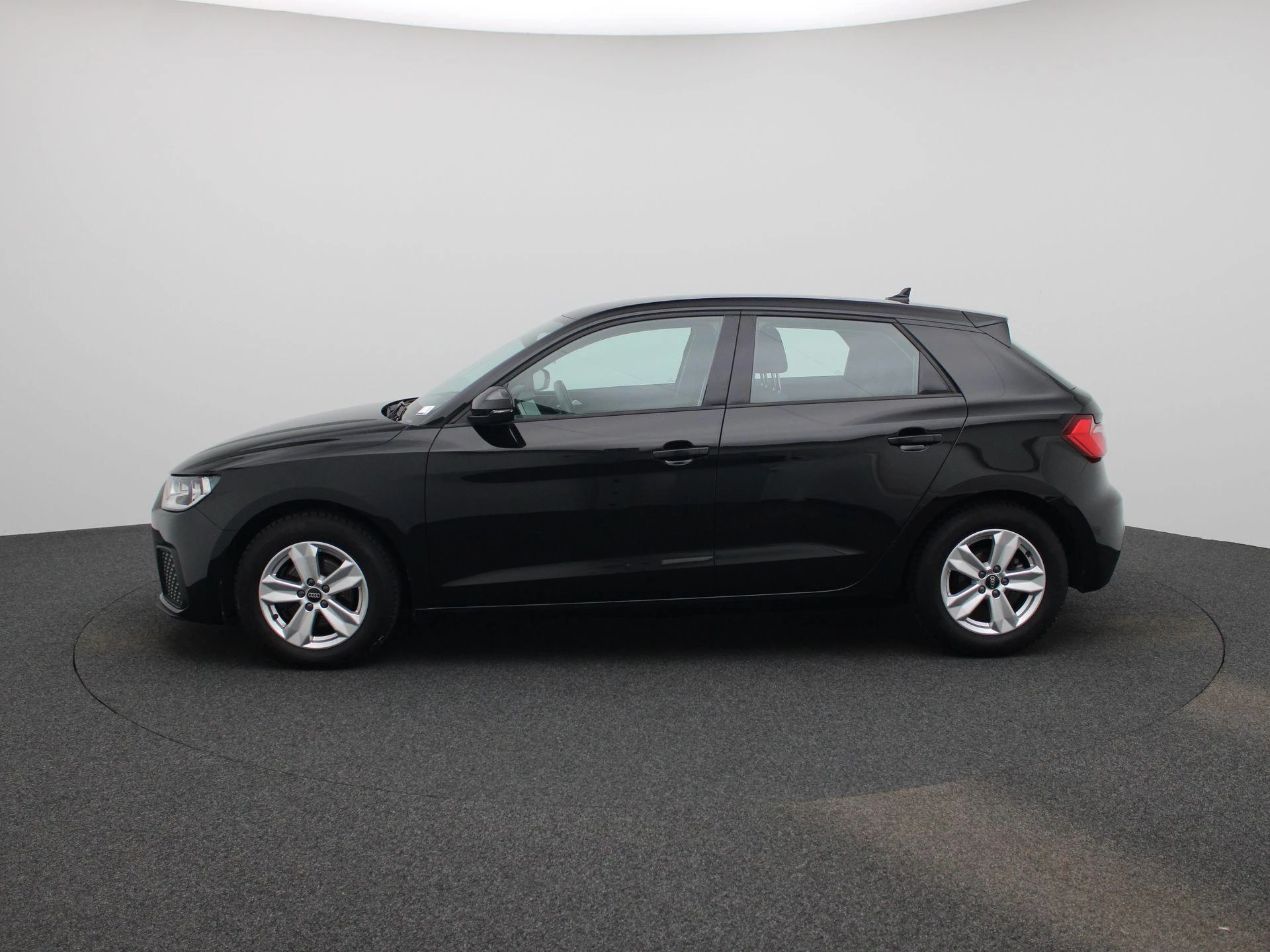 Audi A1 Sportback met kenteken T-260-LG – autofoto 5