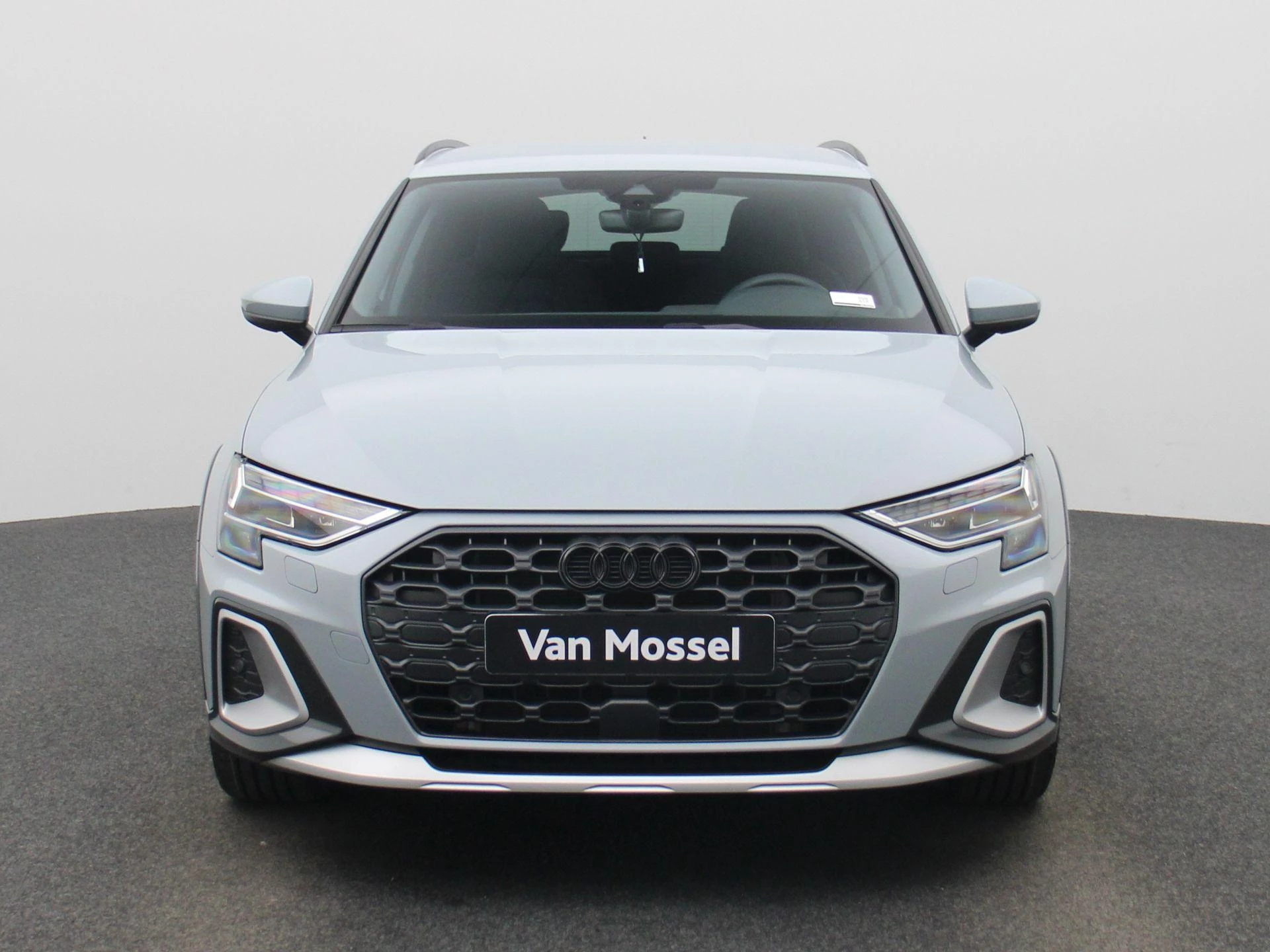 Audi A3 met kenteken 03100 – autofoto 2