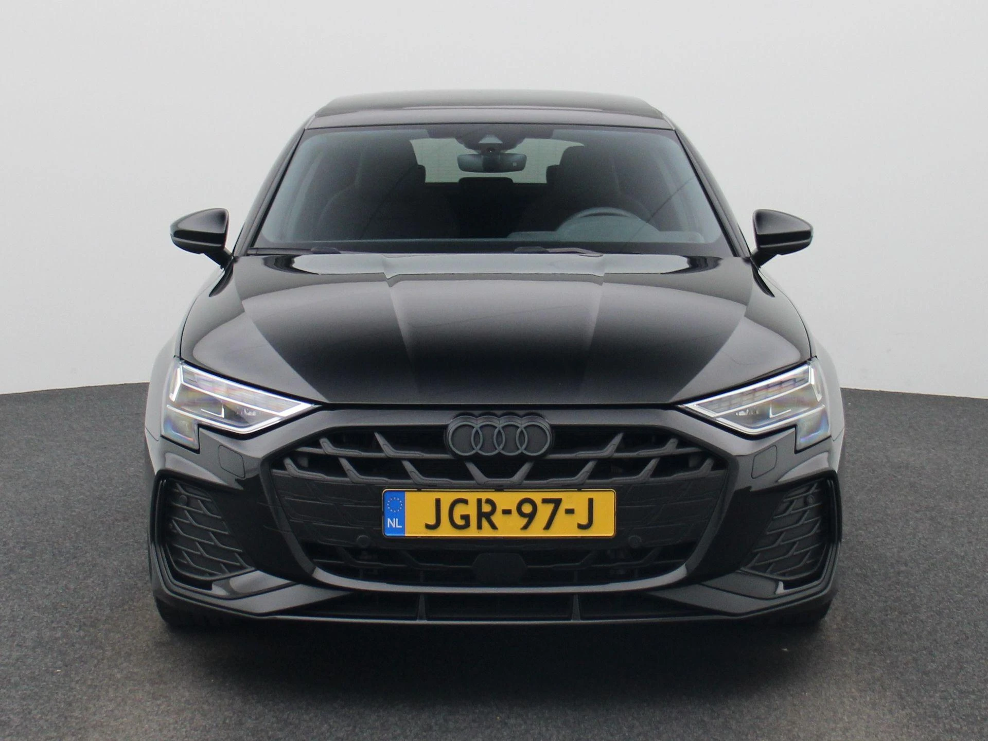 Audi A3 met kenteken 03100 – autofoto 3