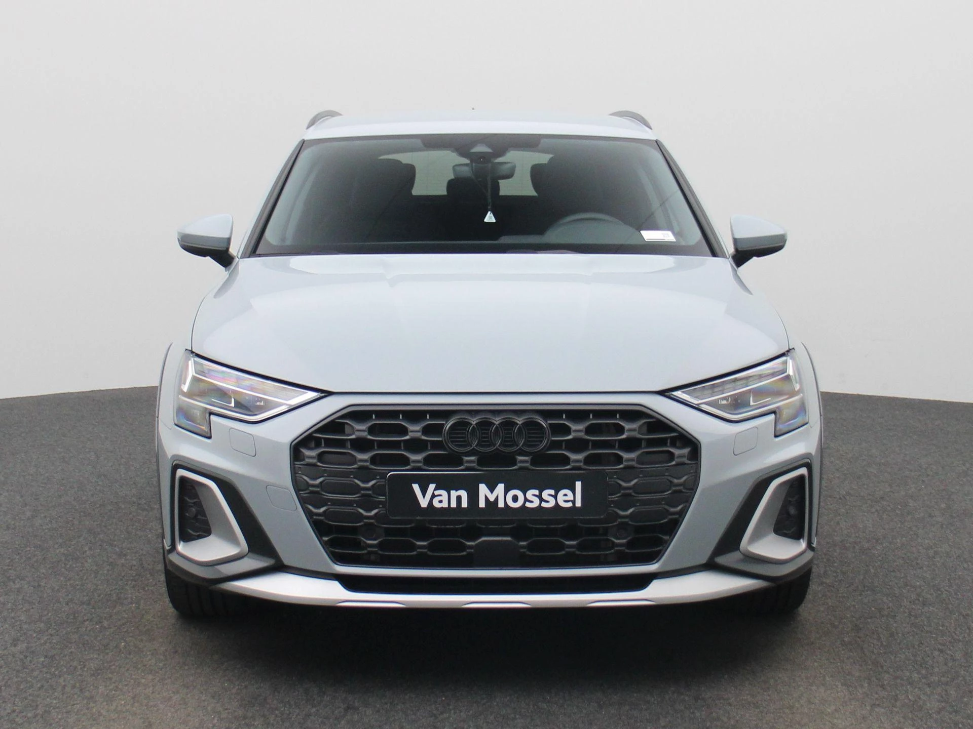 Audi A3 met kenteken 03100 – autofoto 3